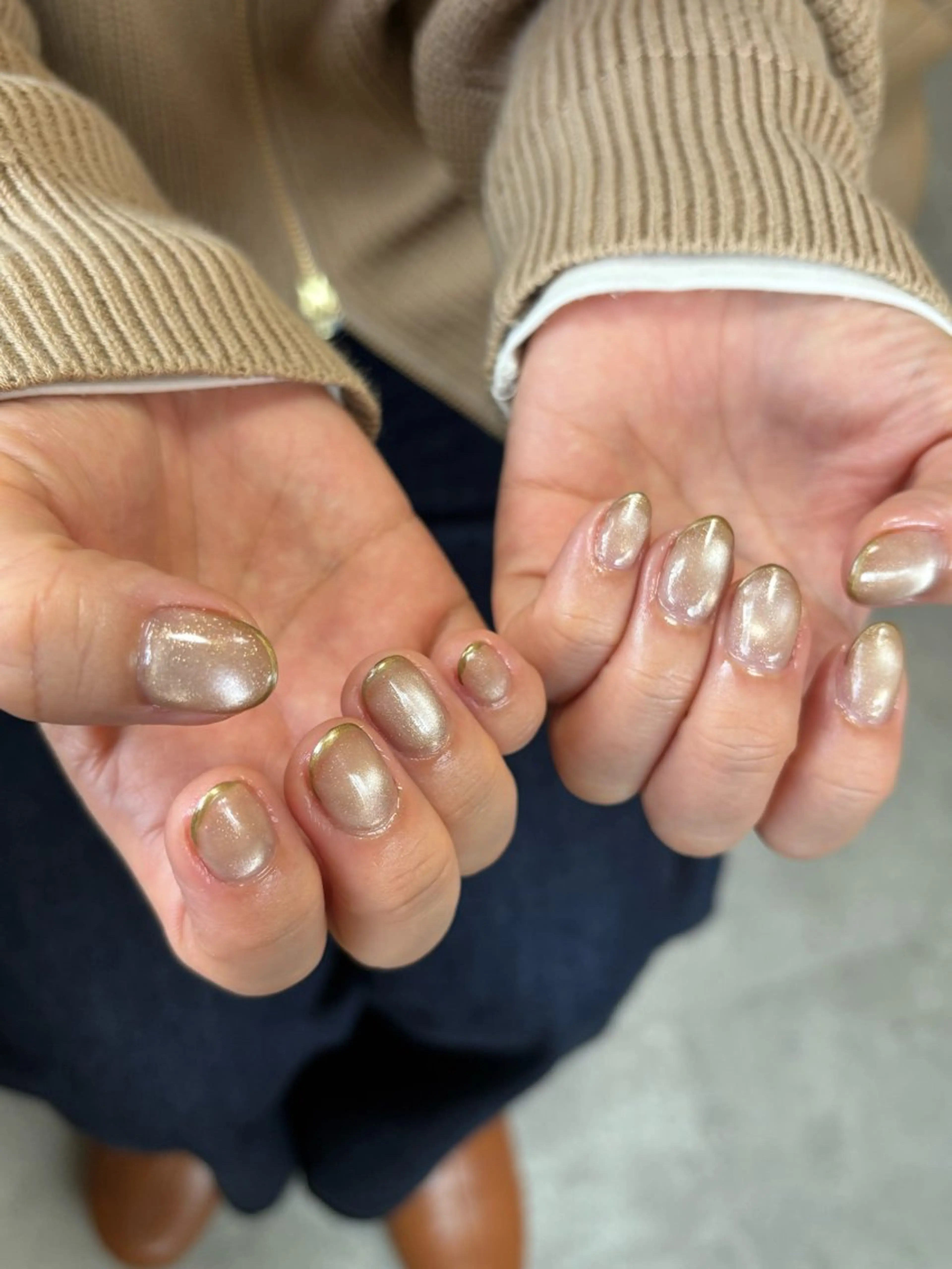 ネイル ジェルネイル ゴールド キラキラネイル マグネットネイル ニュアンスネイル ハンドネイル tamu nail 　金町のネイルデザイン