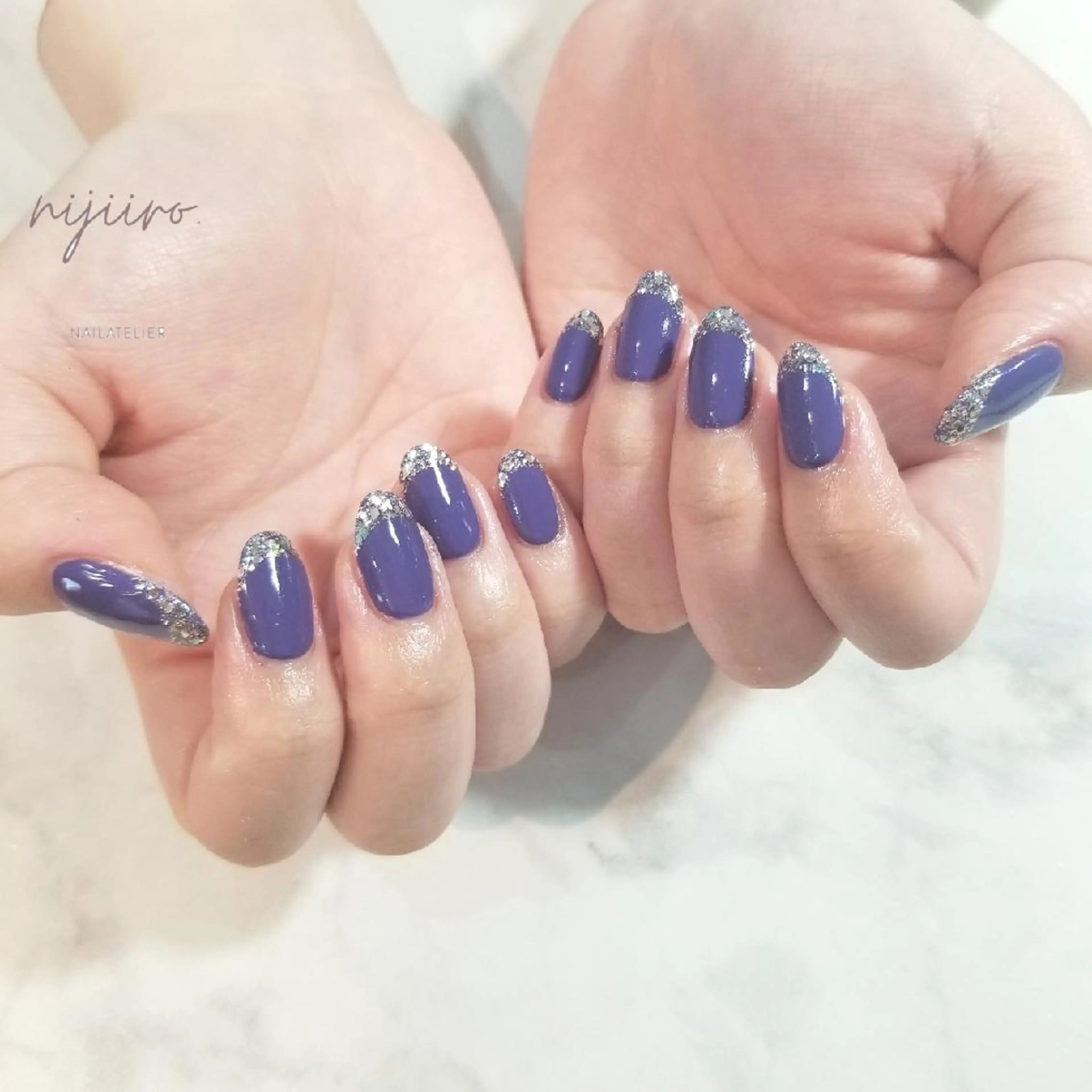 ネイル フレンチネイル ガラスフレンチ ハンドネイル nailatelier nijiiro.所属・nijiiro🌈 サトウのネイルデザイン