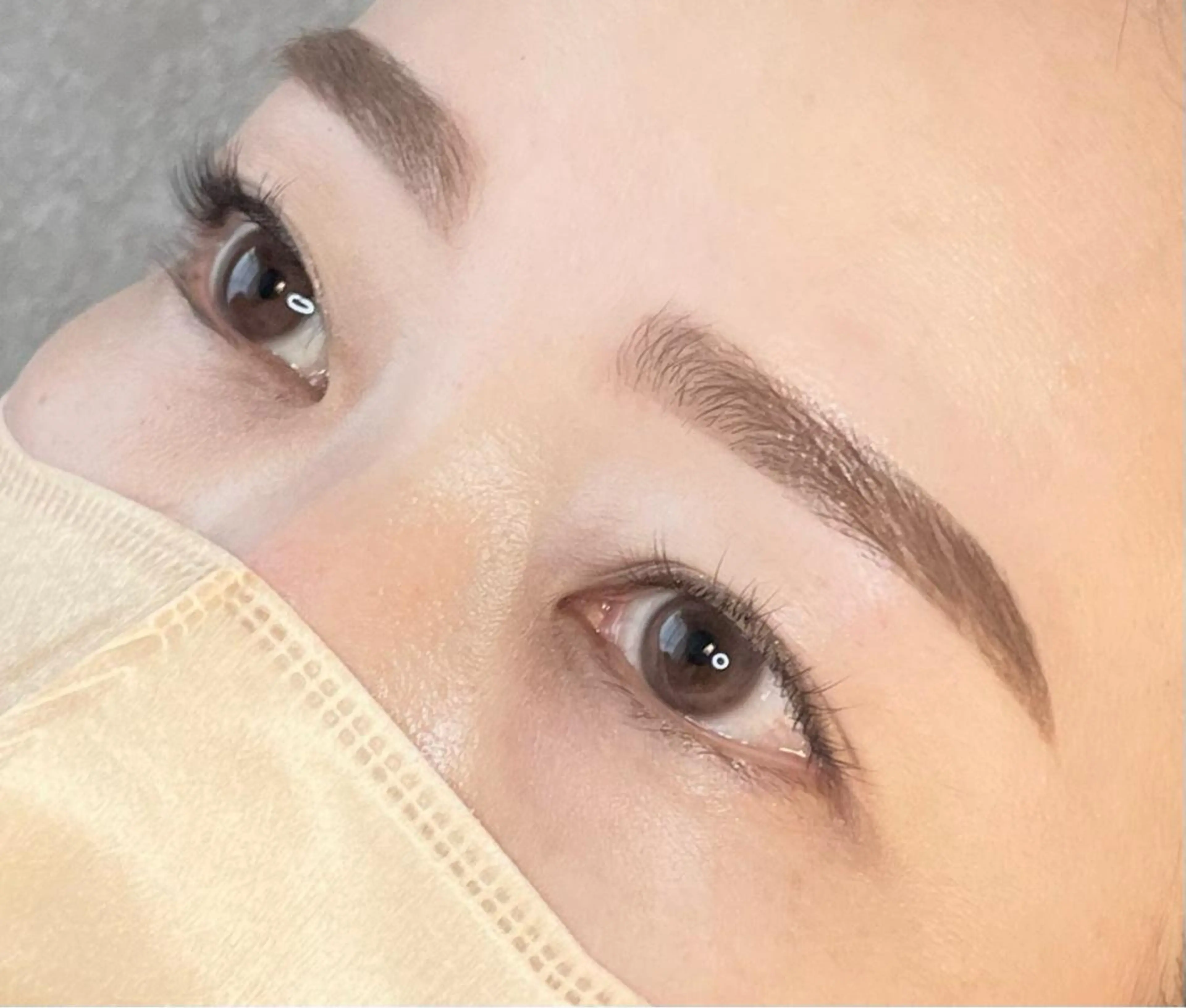 アイブロウ 眉毛ワックス脱毛 YUNIKO eyelashのマツエク・マツパデザイン