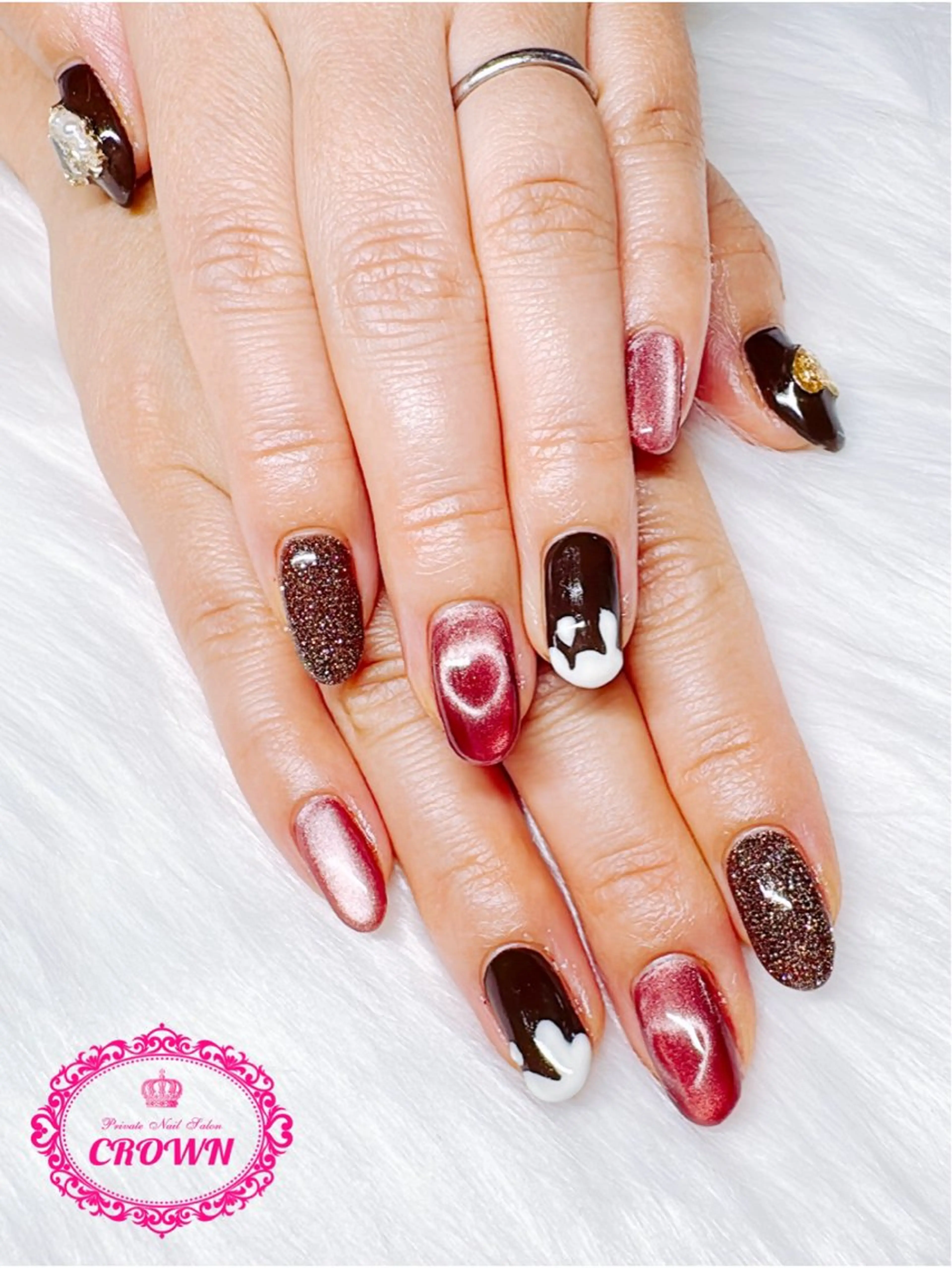 ネイル CROWN プライベートサロンのネイルデザイン