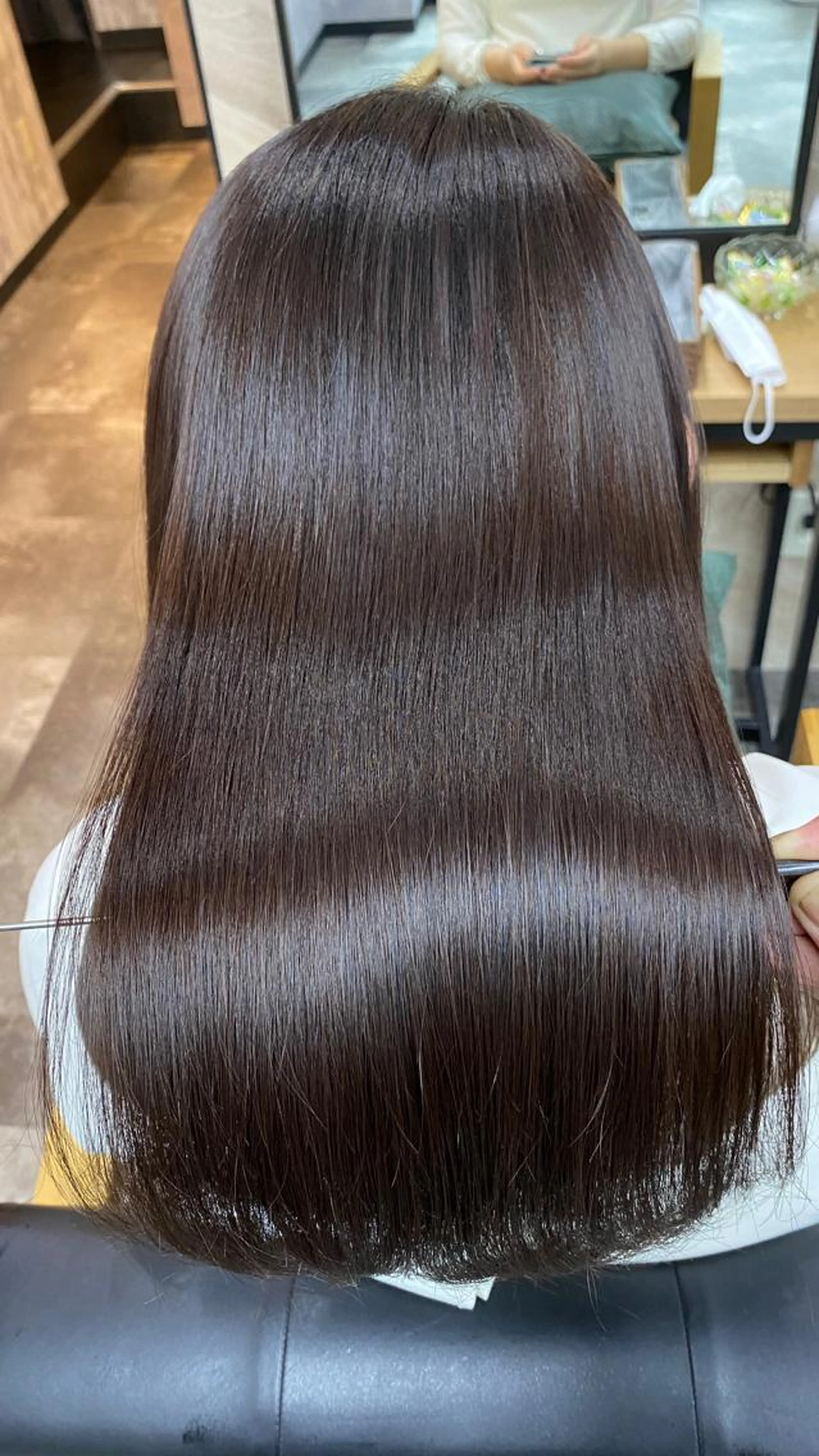 艶美髪矯正コース　カット＋美髪矯正＋トリートメント インスタ撮影モデルにご協力ください　平日１８時のみになりますの写真