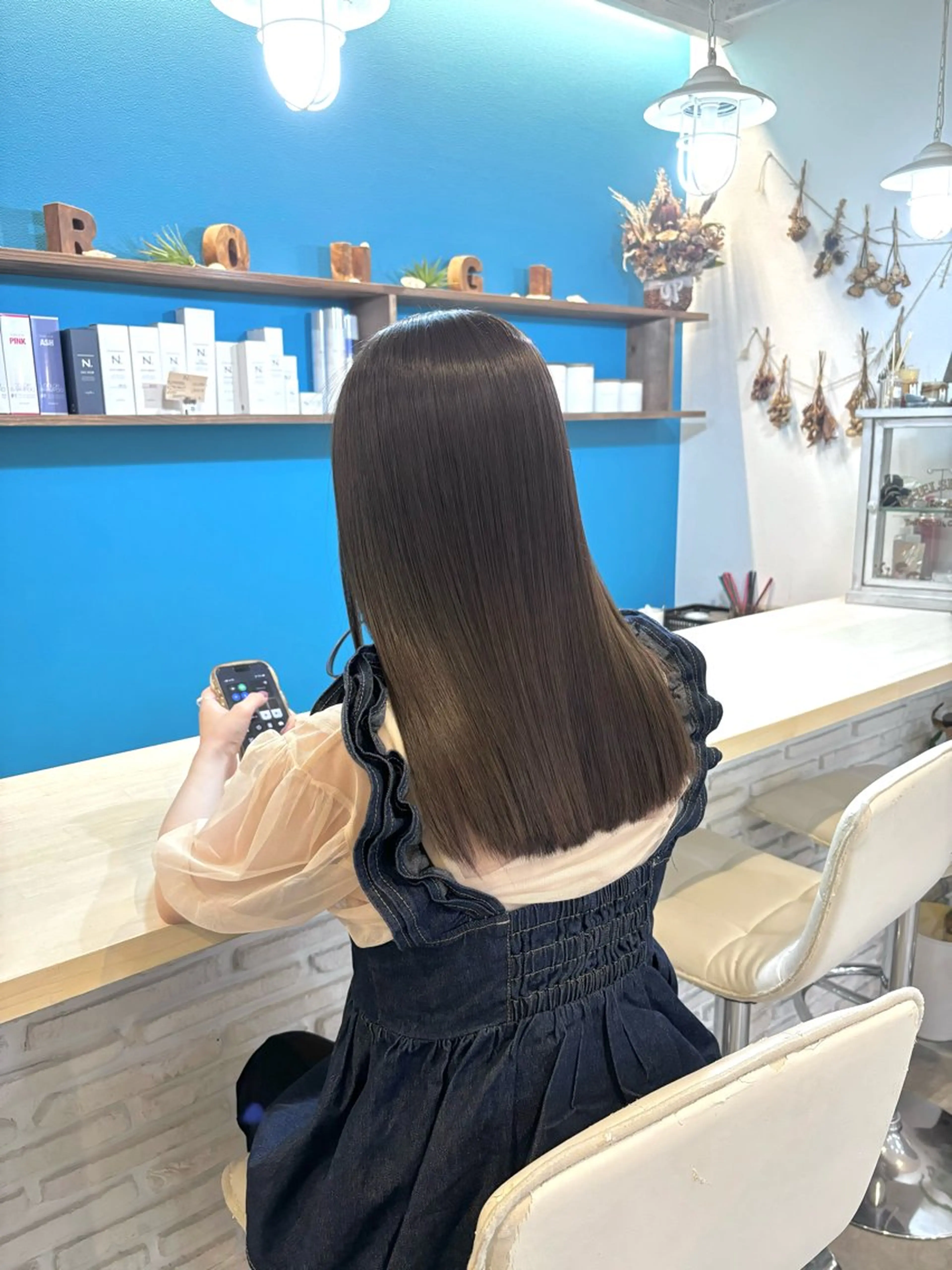 カラー rough所属・神 日向のヘアスタイル