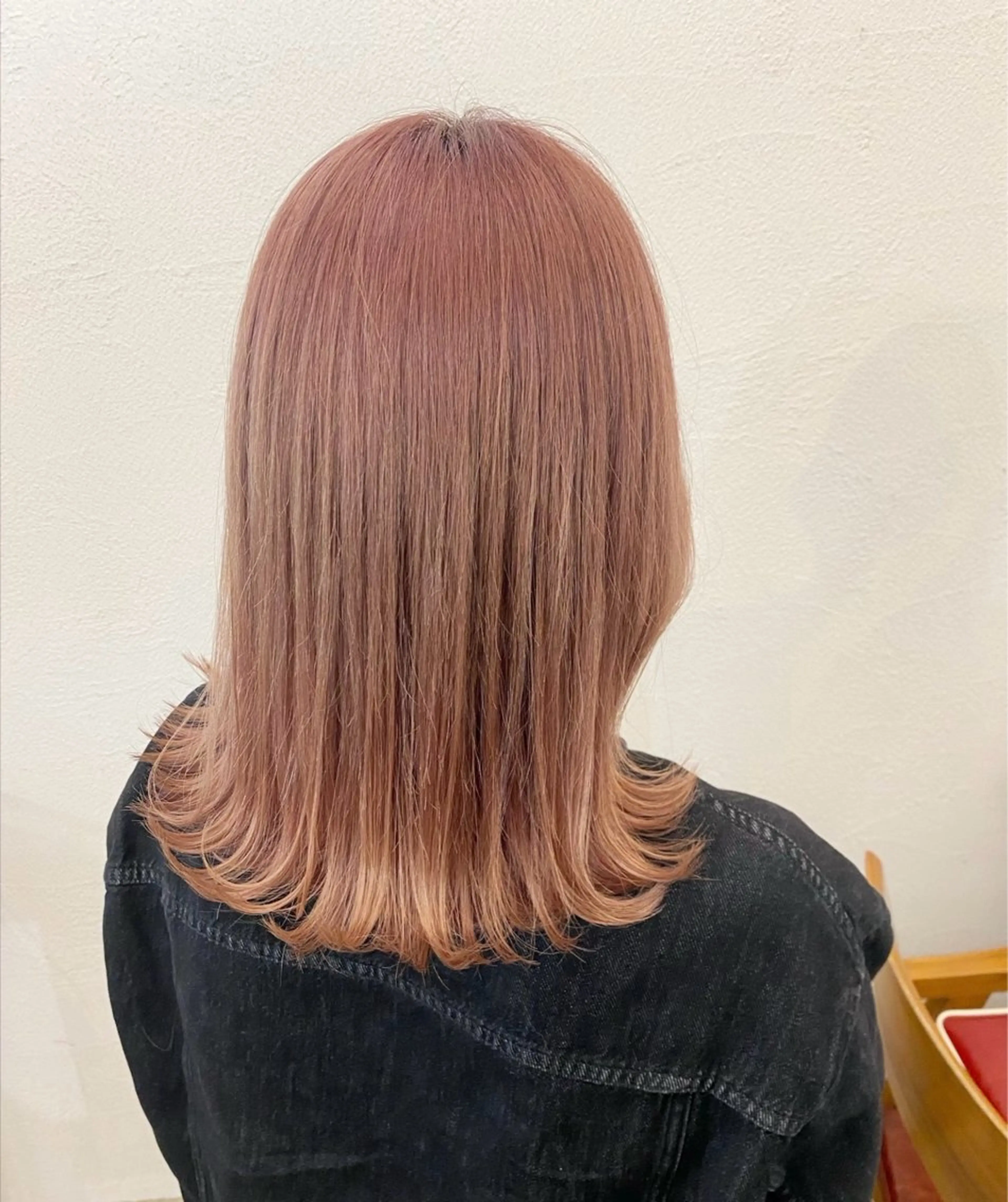 ミディアム カラー 透け感カラー🌿 小島 りなのヘアスタイル