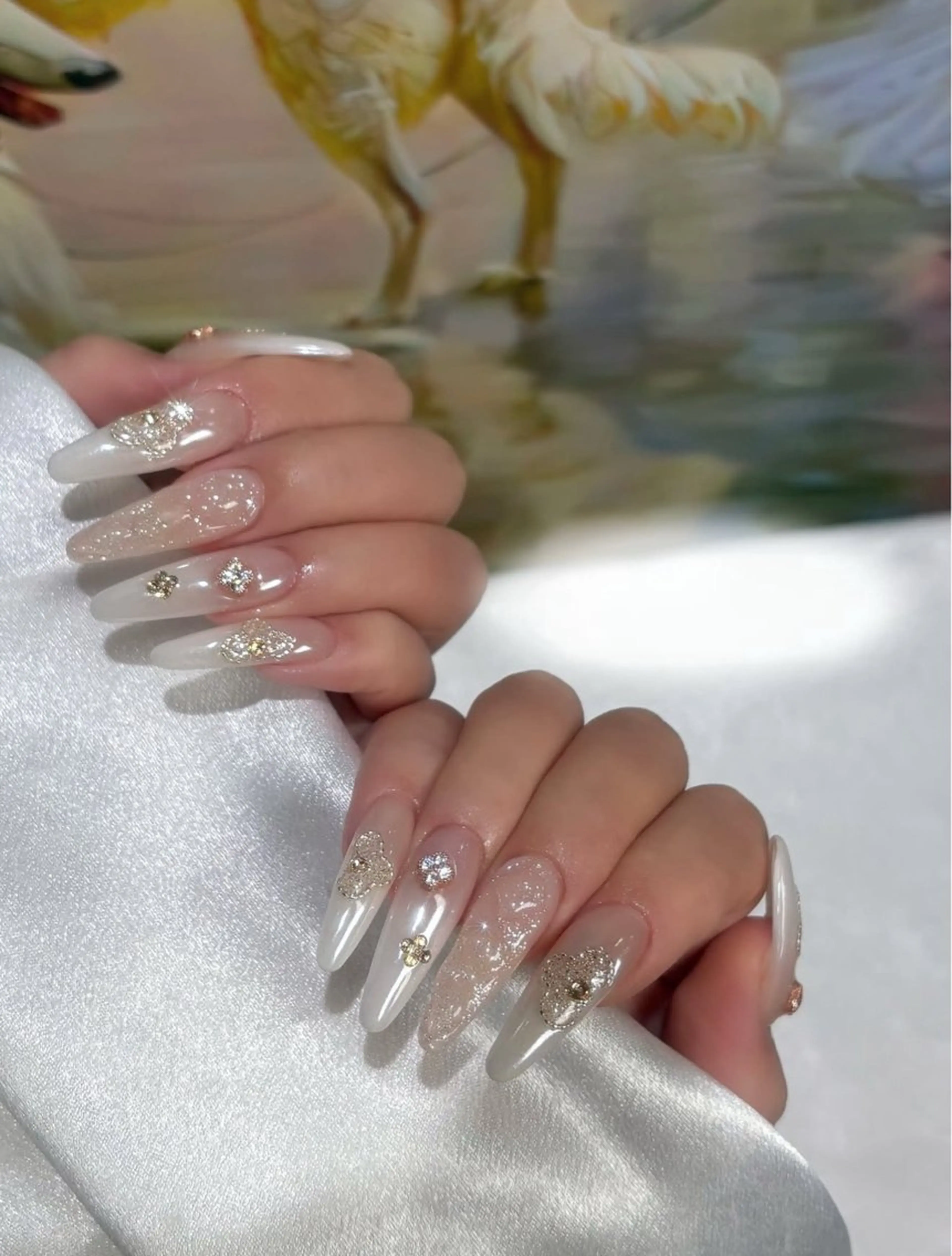 ネイル アニマル柄 オーロラネイル チークネイル フラッシュネイル ジェルネイル ハンドネイル Lyna 池袋のネイルデザイン