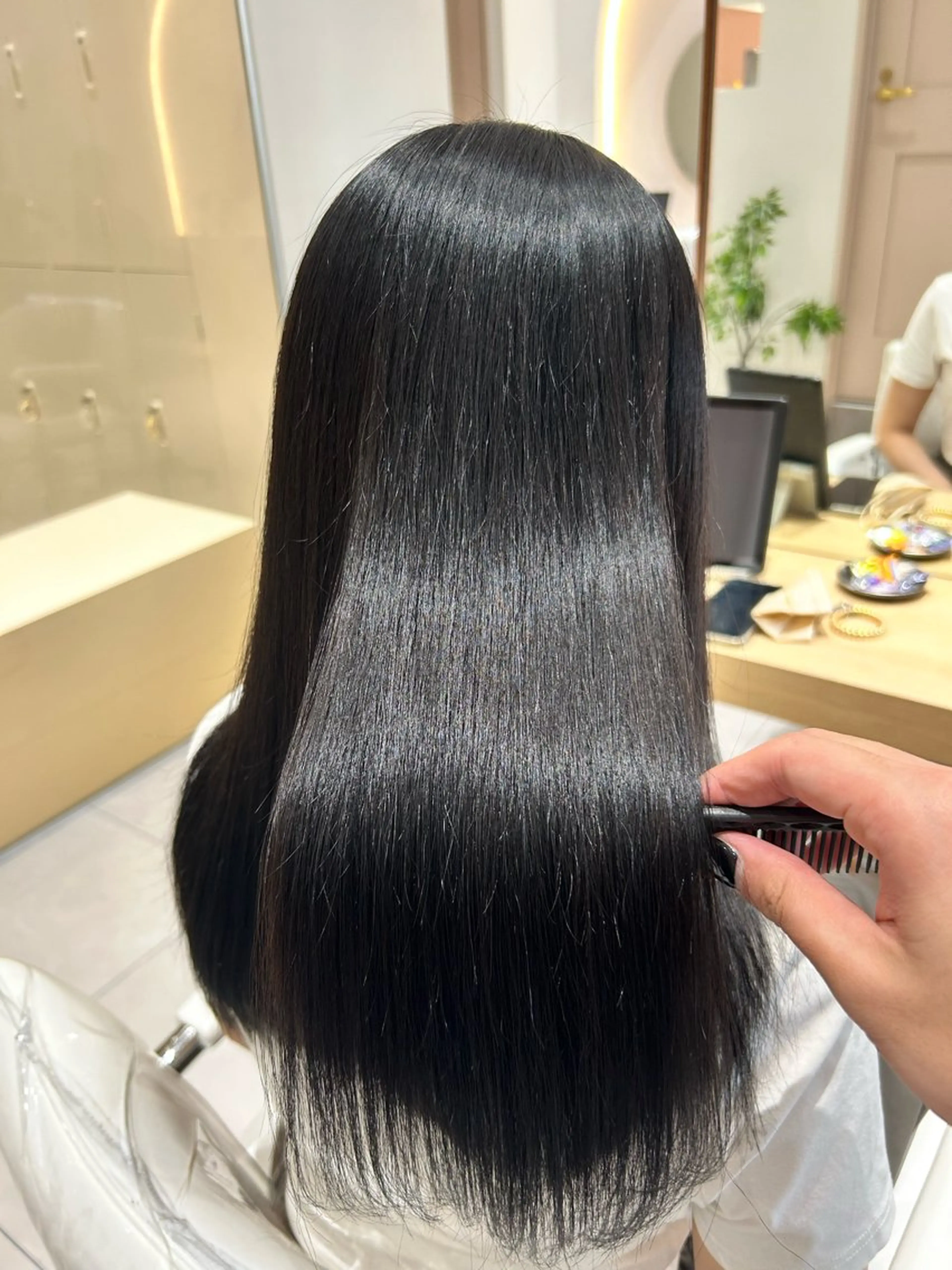 ショート カラー ベージュカラー 黒髪 ブラウンカラー 透明感カラー グレージュ カット ヘアカラー 縮毛矯正 トリートメント 中澤/韓国風/ 艶髪/髪質改善のヘアスタイル