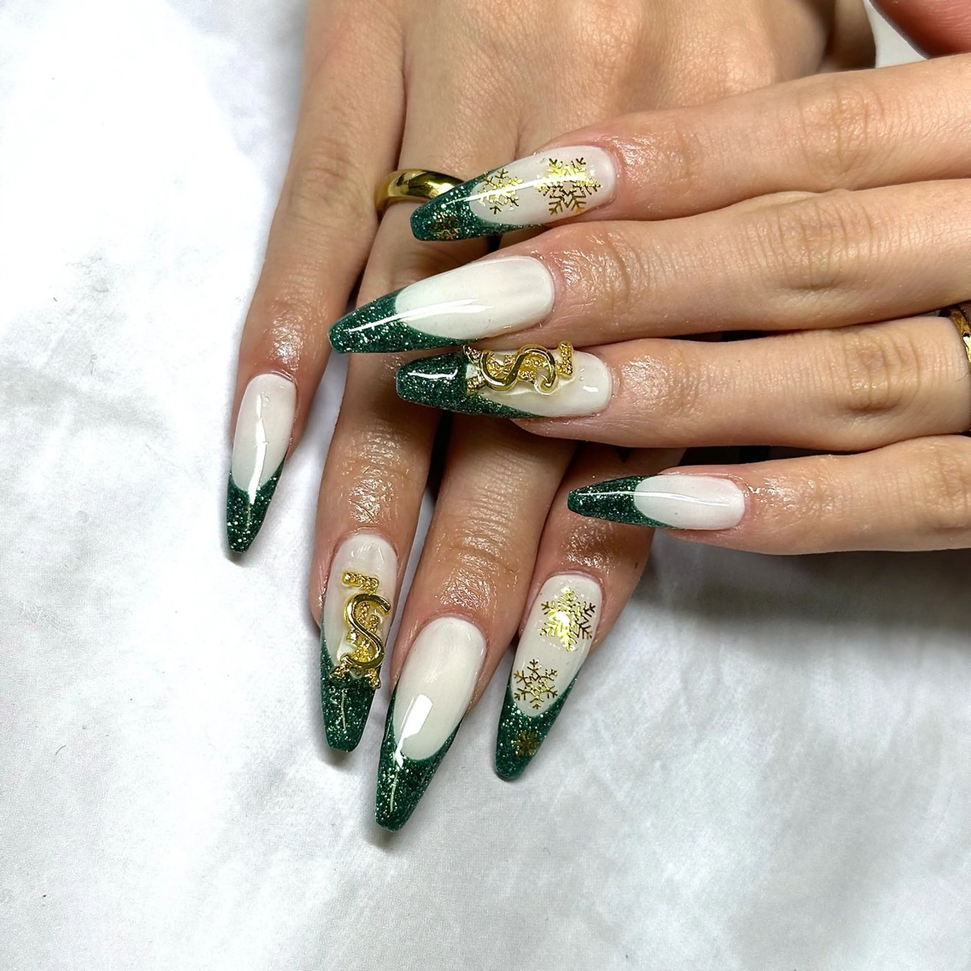 ネイル KAONAIL昭島店 【伊藤】のネイルデザイン