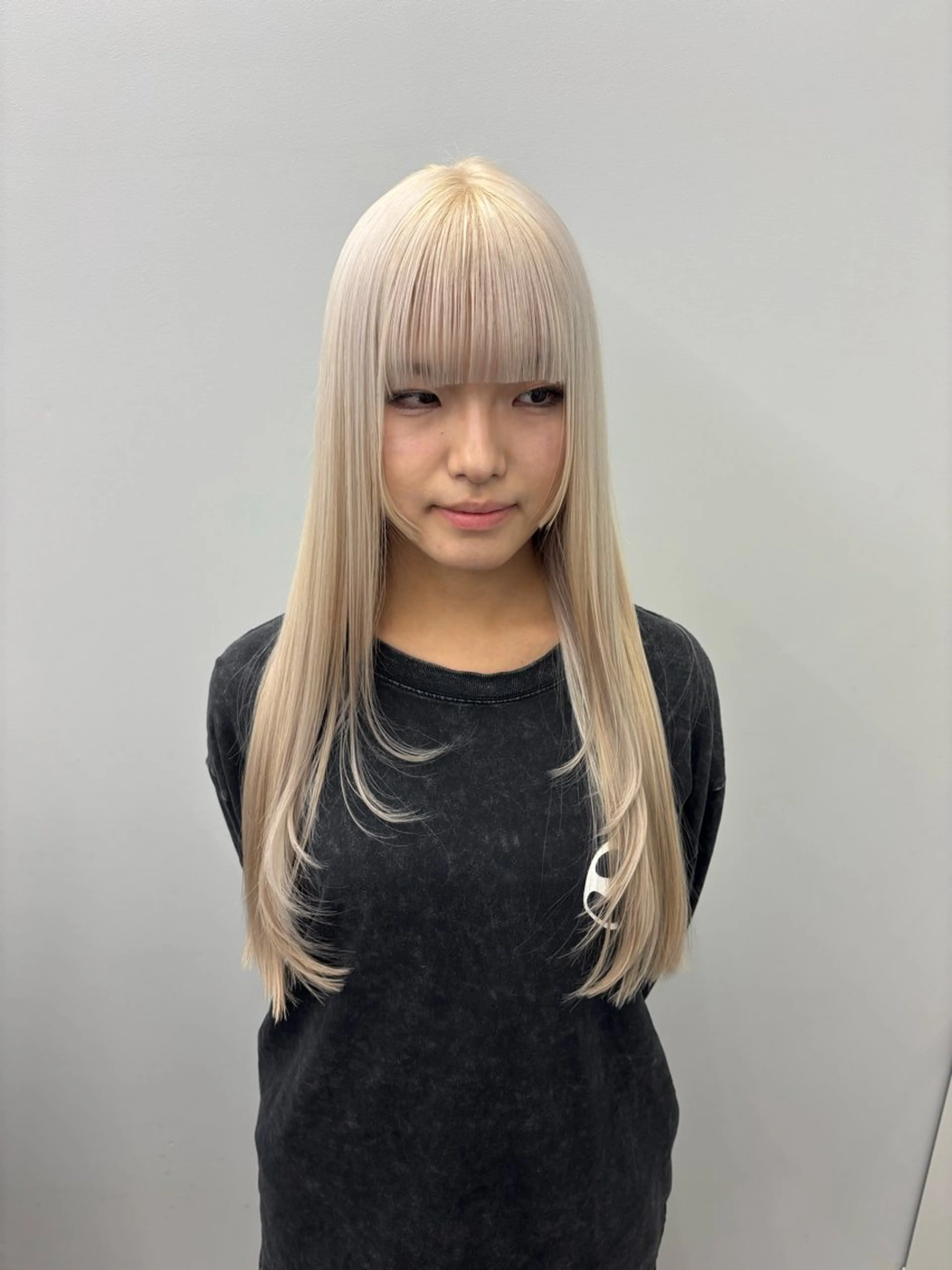 ロング ヘアカラー ROCCO3rd / りんなのヘアスタイル