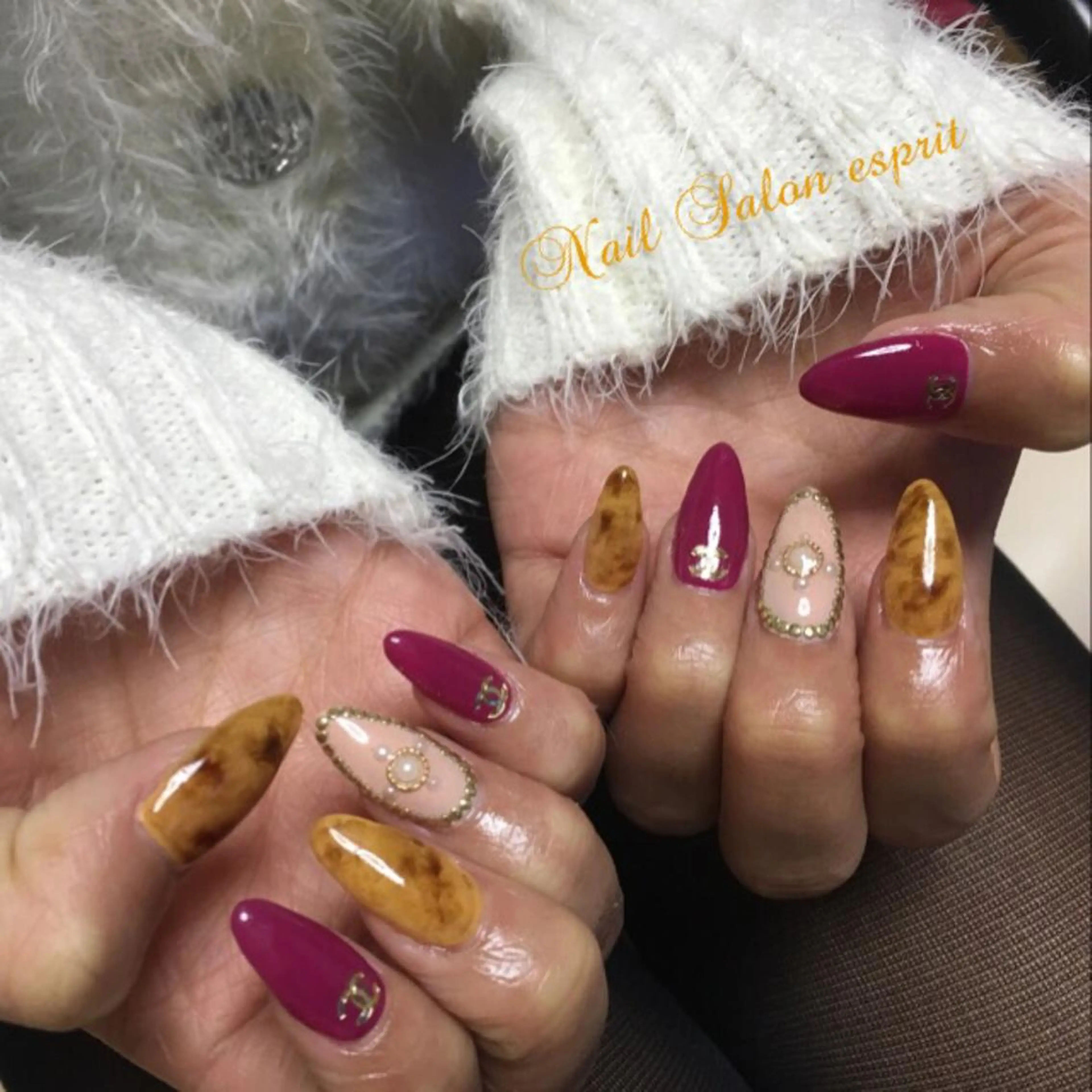 ネイル べっ甲ネイル 長さ出し ジェルネイル 持ち込み 赤色 Nail Salon espritのネイルデザイン