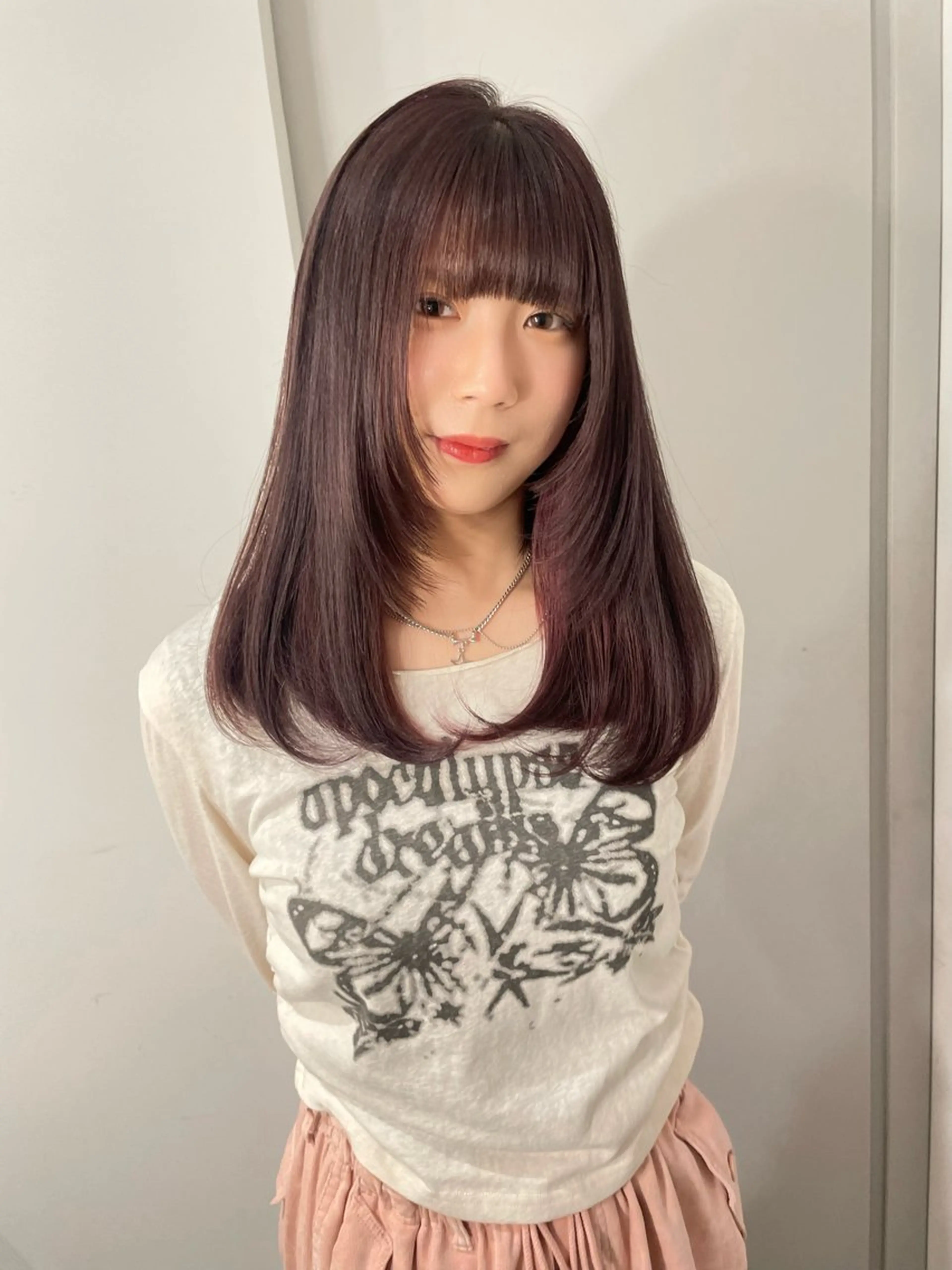 ミディアム レイヤーカット/ 縮毛矯正/ミサキ💐のヘアスタイル