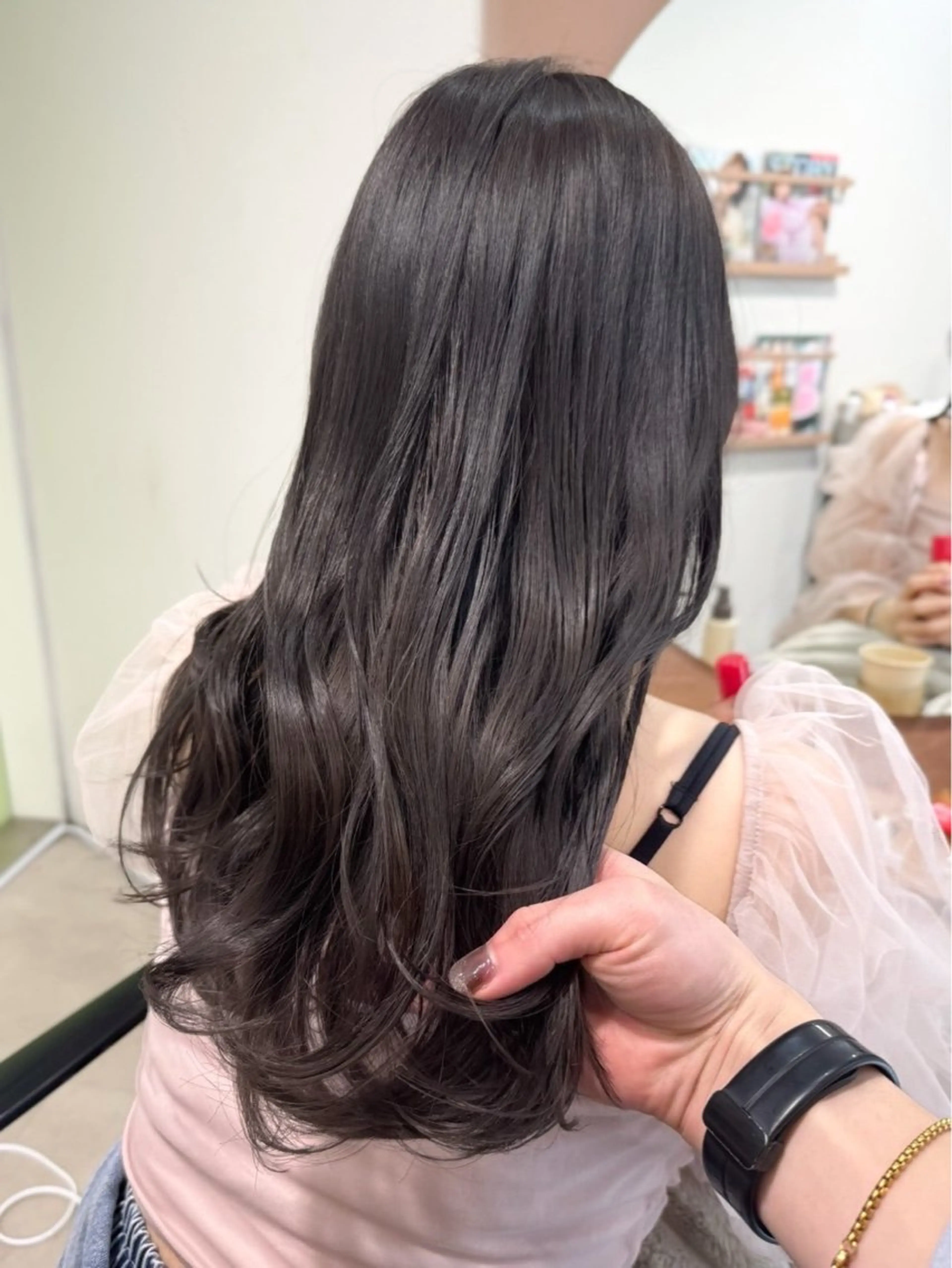 ロング カラー 透明感カラー グレージュ 三ノ宮髪質改善 /三國雅矢のヘアスタイル