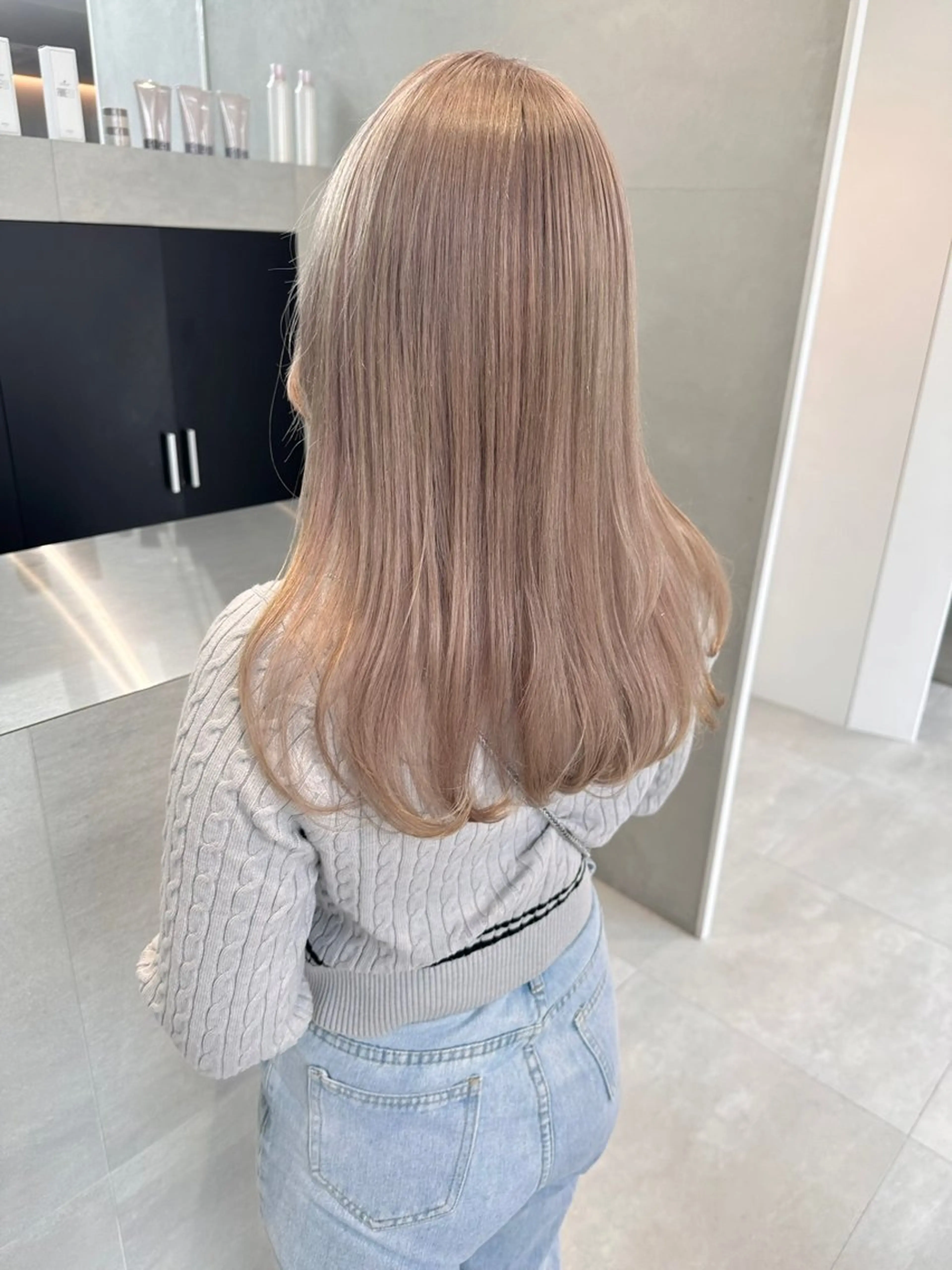 ロング カラー ブリーチ 髪質改善 トリートメント カット トリートメント 染谷 遥花のヘアスタイル