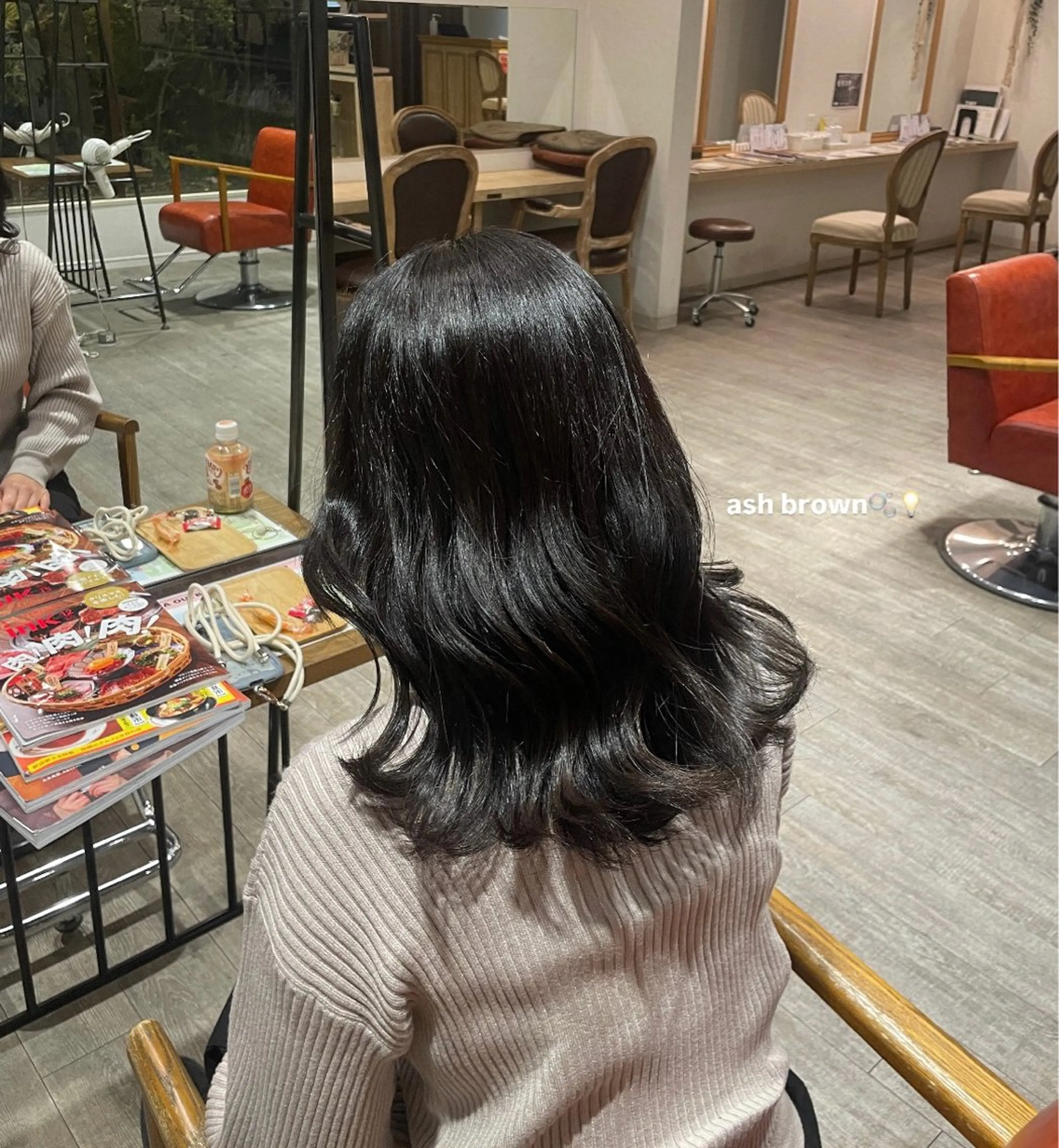ミディアム 南場 智美のヘアスタイル