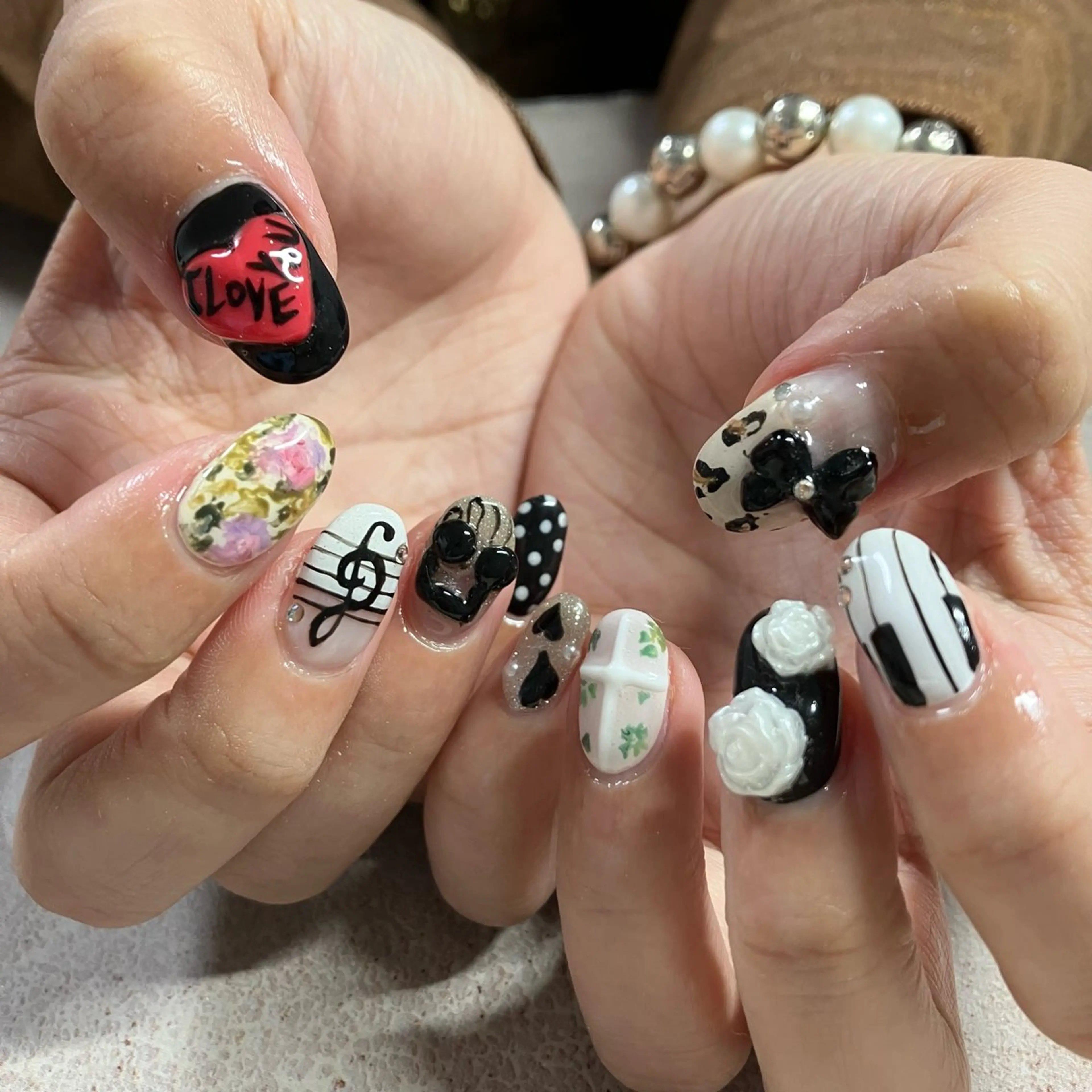 ネイル ハンドネイル clocln  / Suzukaのネイルデザイン