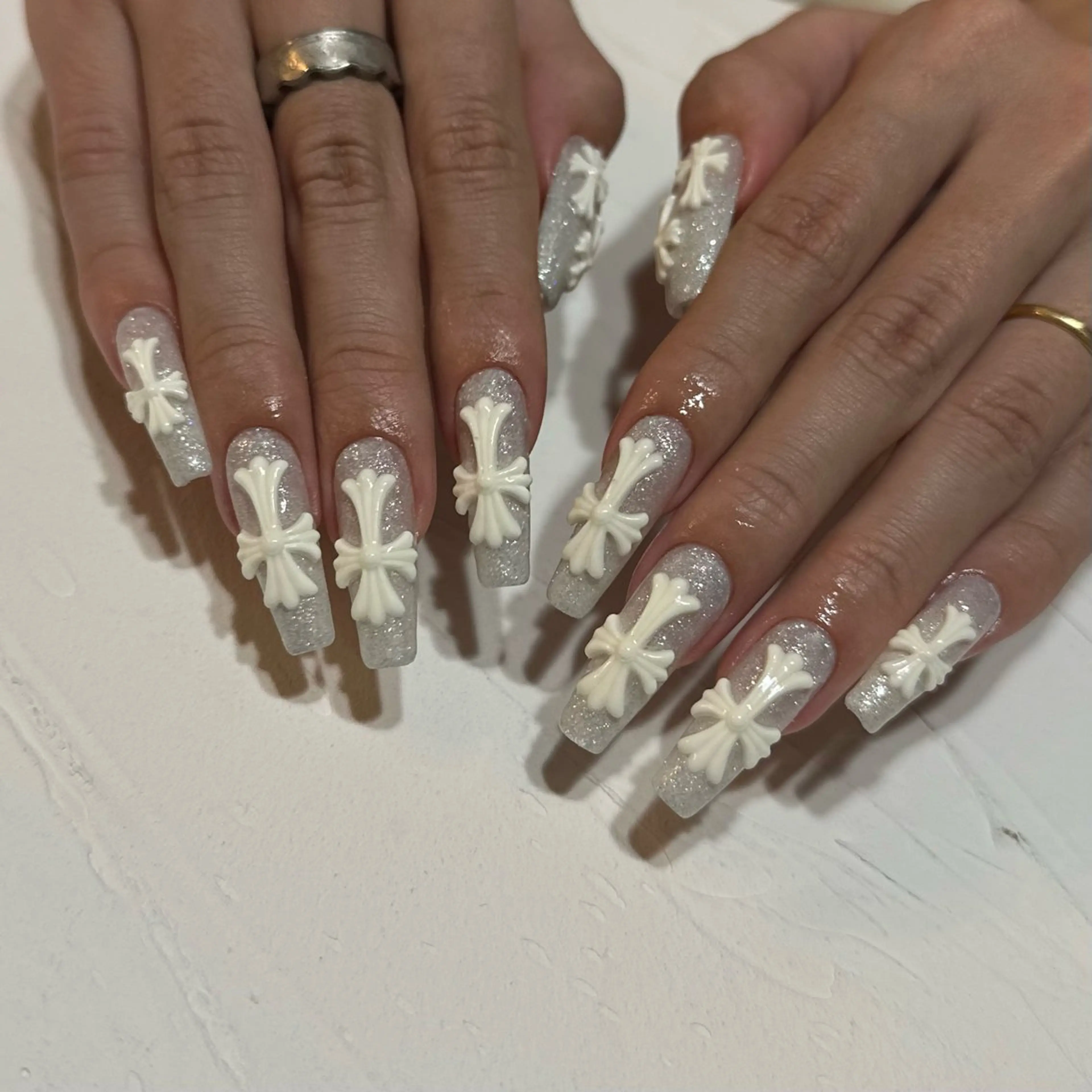 話題のクロスネイル♡長さだしロング♡こちらはパーツ作成のため前日までにご予約とやりたい色をお願いします！の写真