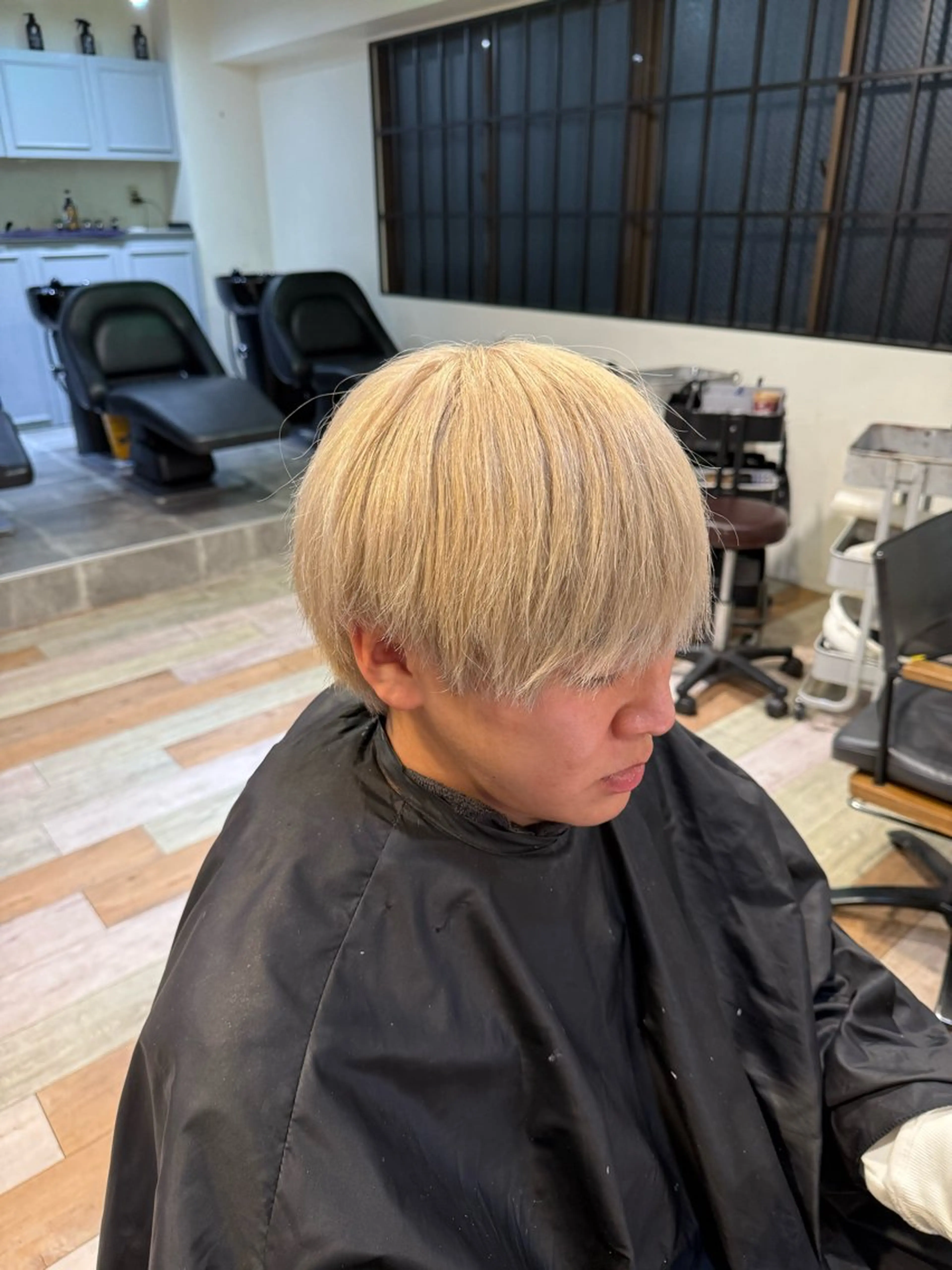 カラー メンズ メンズブリーチ メンズハイトーン ブリーチ ケアブリーチ ハイトーンカラー カット ヘアカラー メンズカット/パーマ 艶カラーTAIGA︎のヘアスタイル