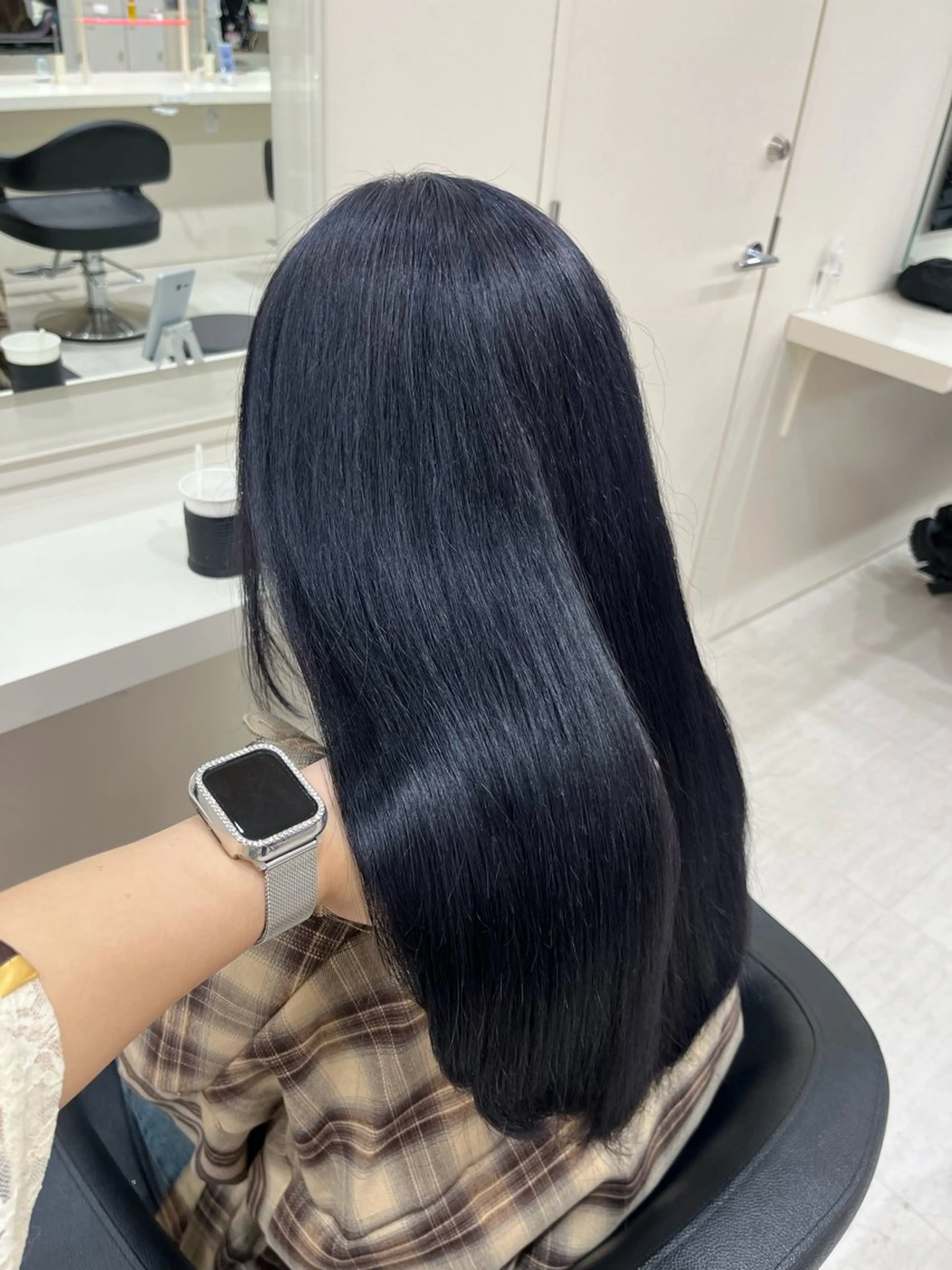 セミロング カラー 💟RINNA 艶カラー💟のヘアスタイル