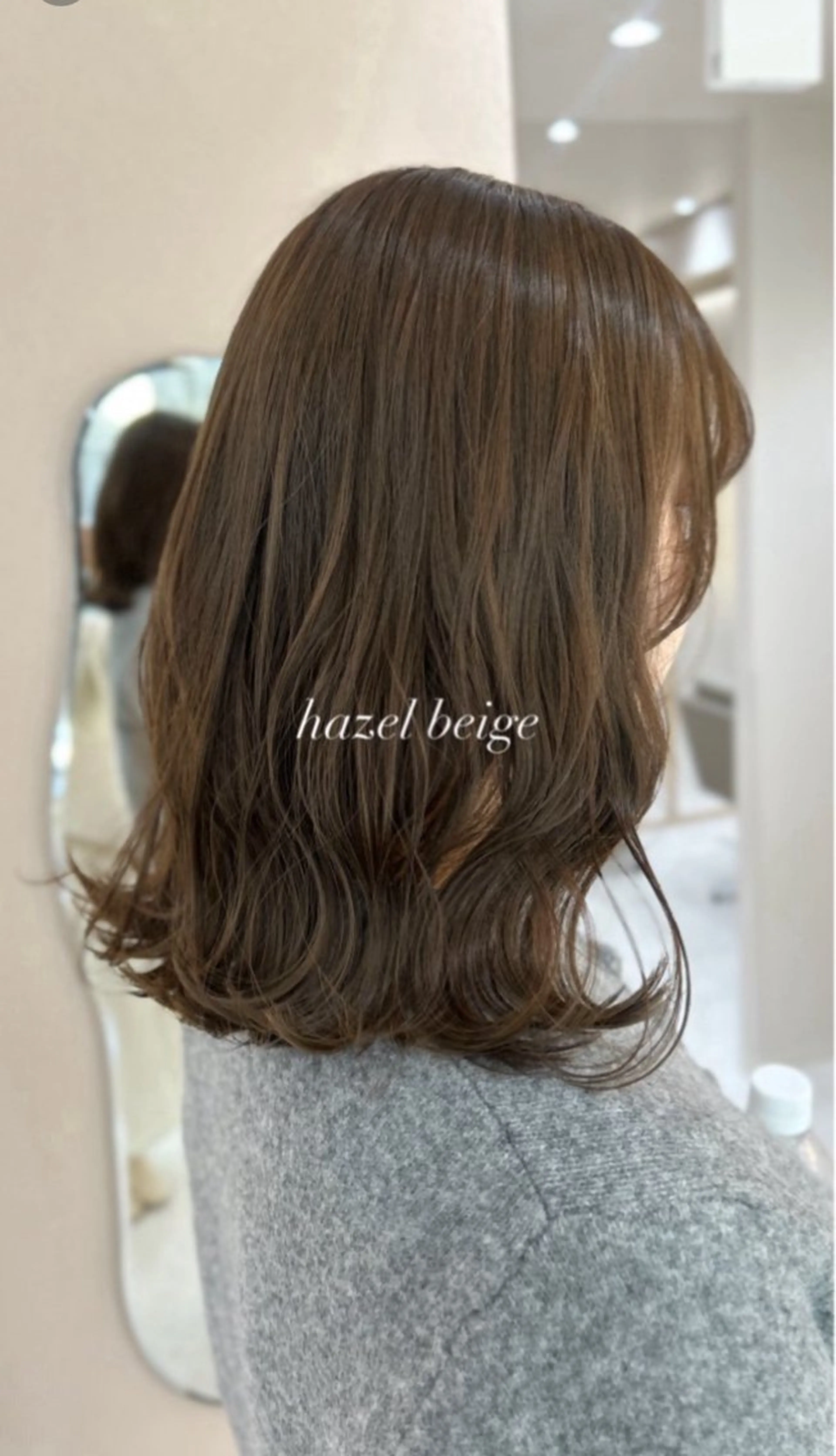 セミロング カラー 🫧赤み消しカラー nanami🫧のヘアスタイル