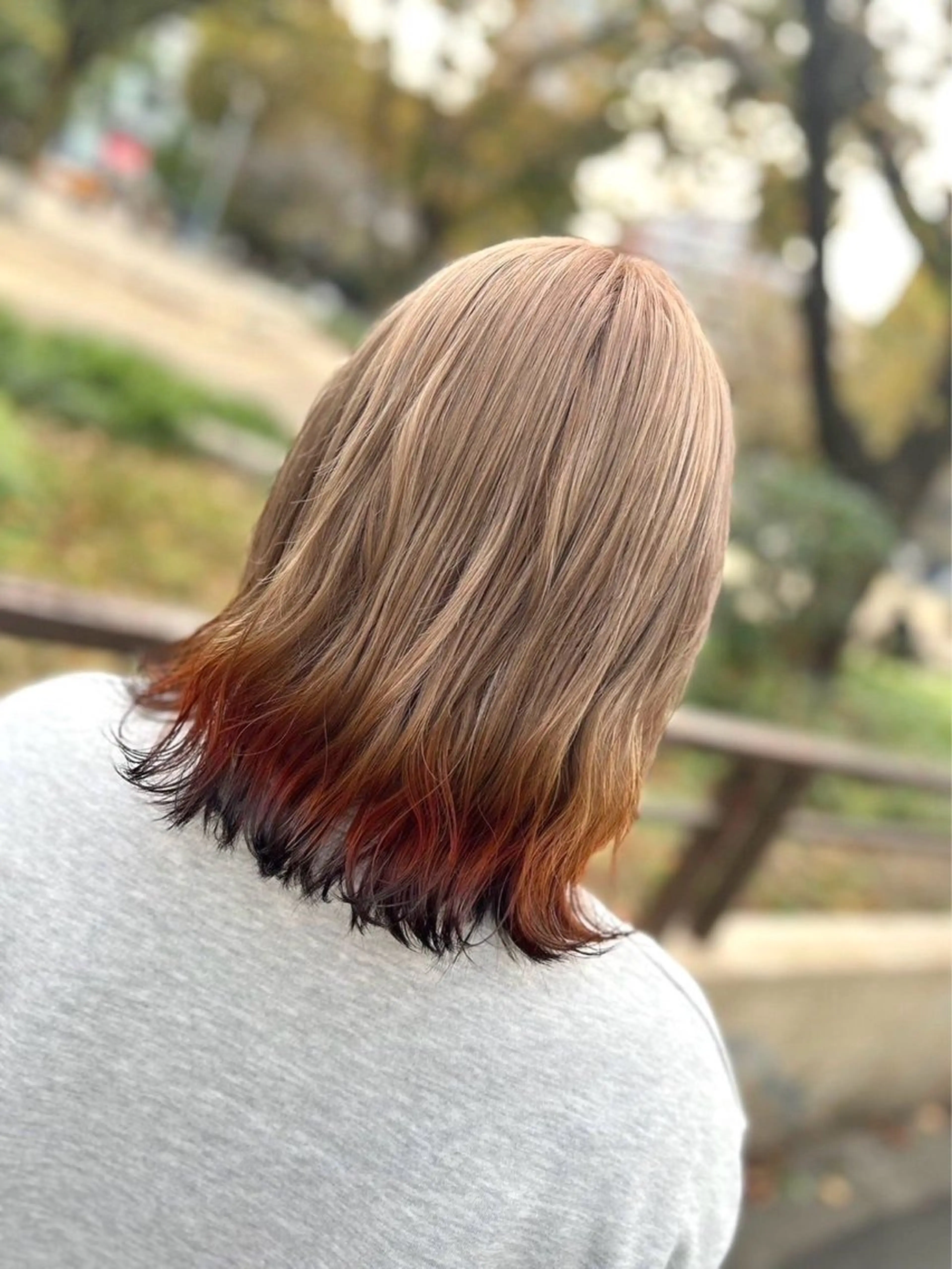 カラー ハイトーン/京都駅 aoi✨のヘアスタイル