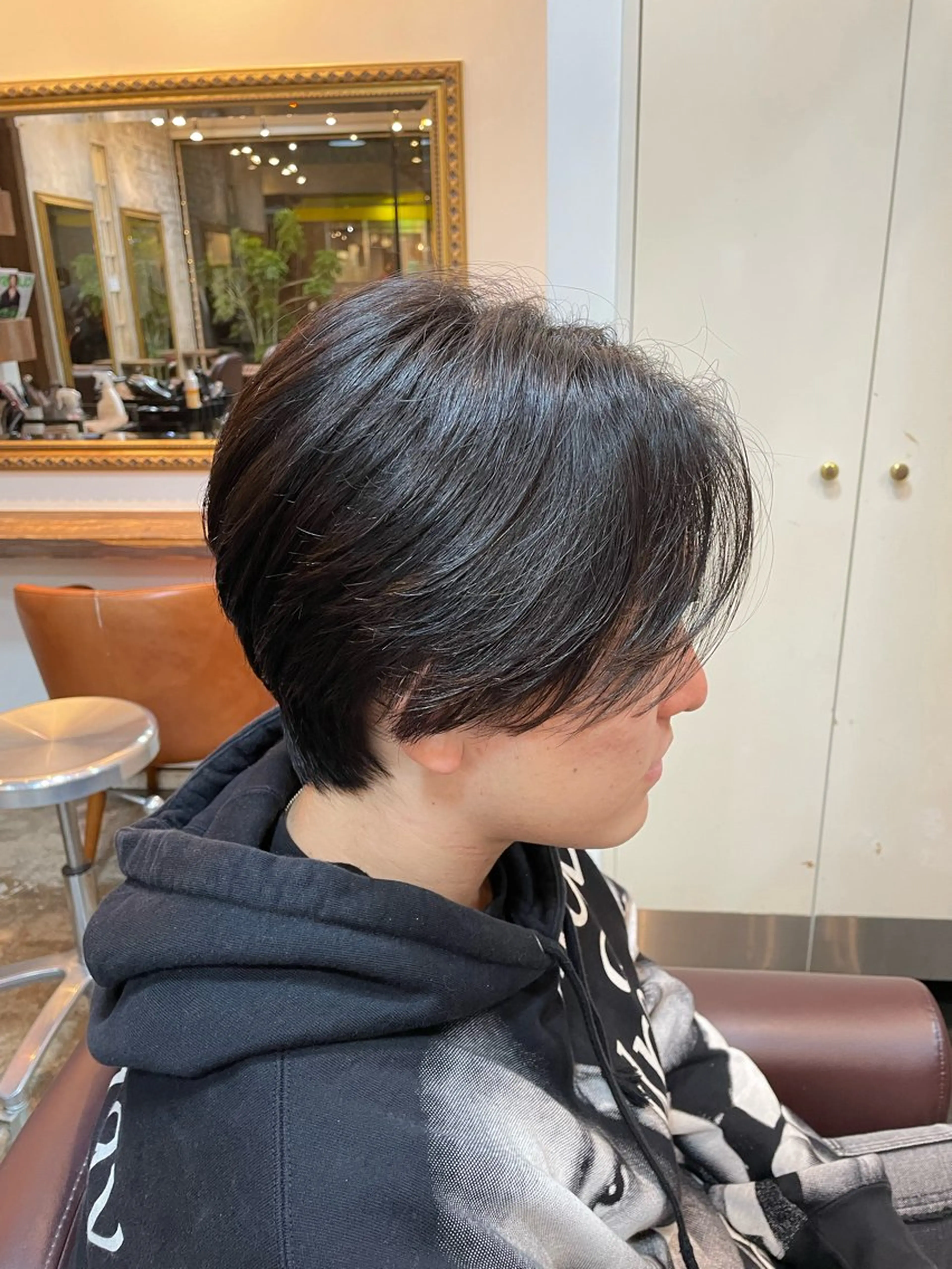 メンズ 梅本 春菜のヘアスタイル