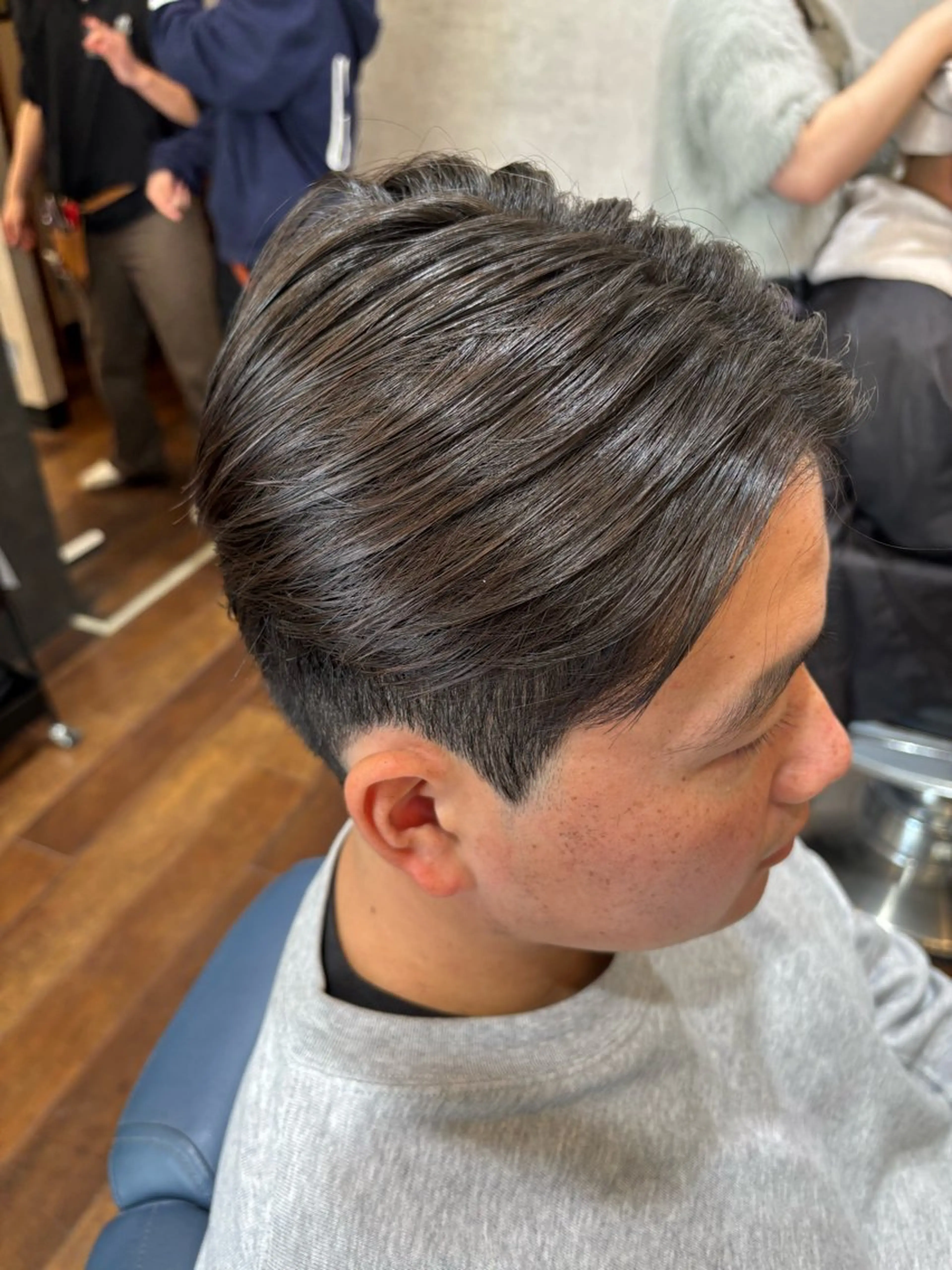 ショート パーマ メンズ カット 縮毛矯正 メンズ支持率No1 毛流れ特化/黒部由徒のヘアスタイル