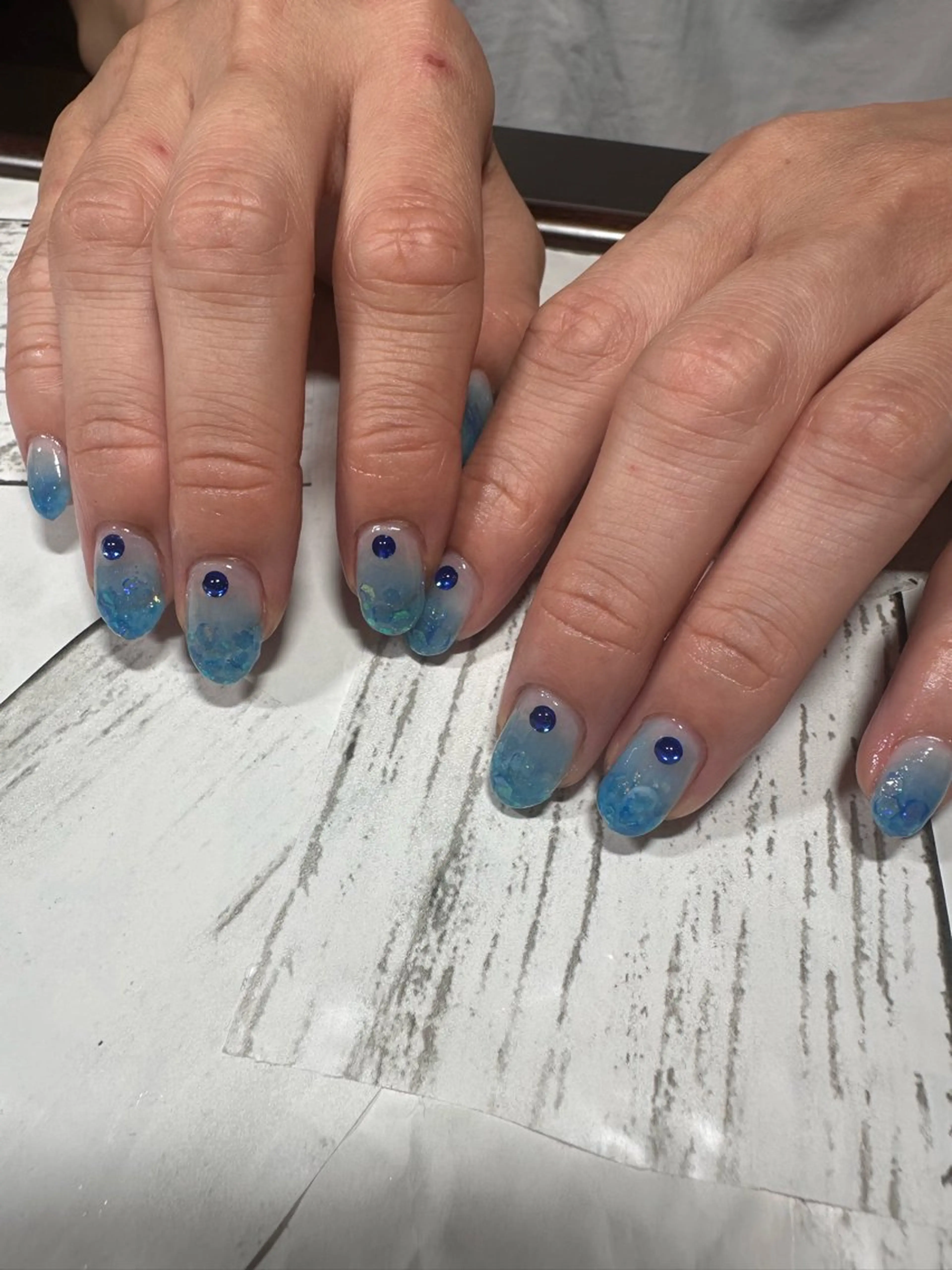 ネイル e.nail所属・🍎吉田 恵里🍎のネイルデザイン