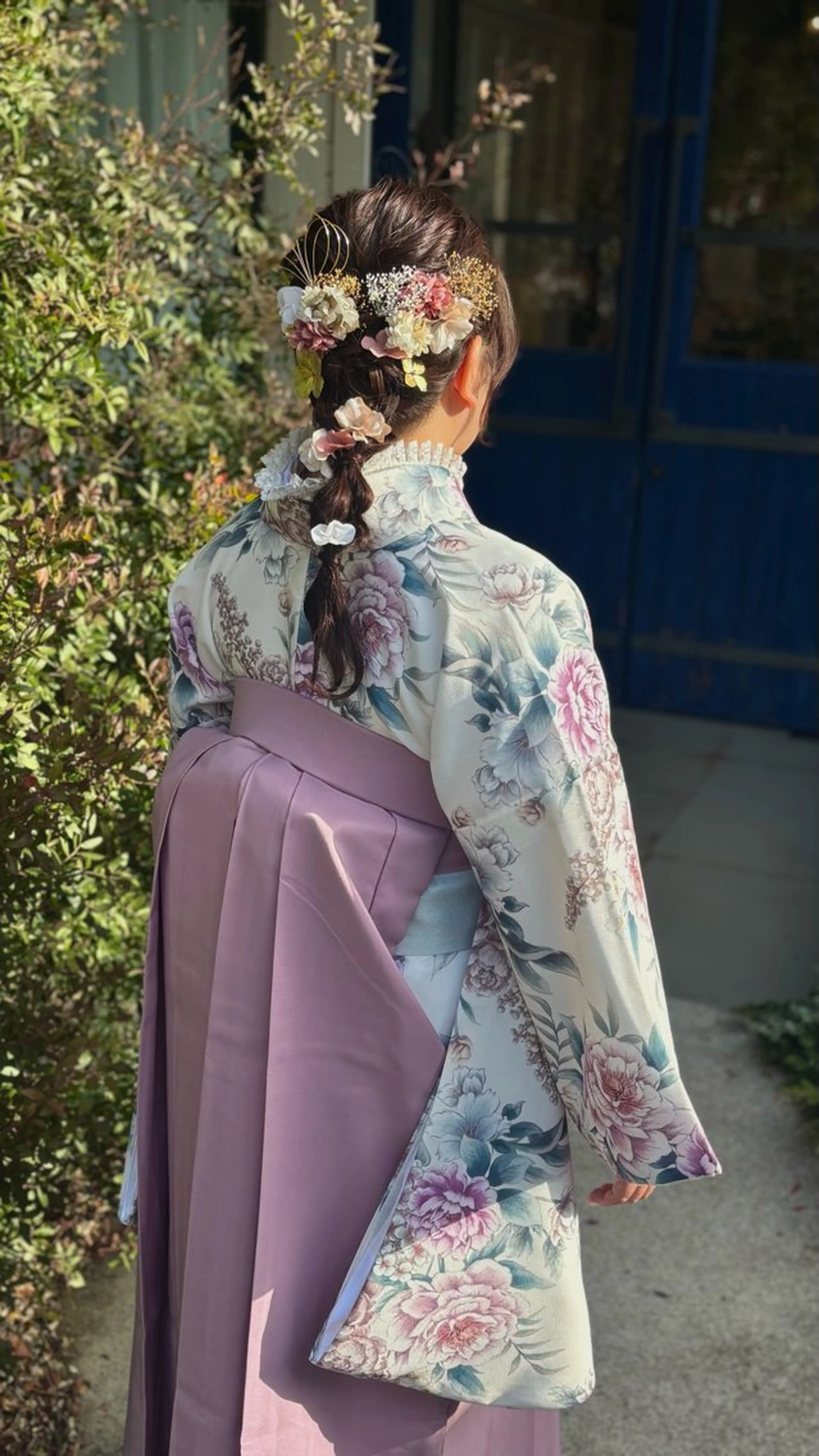 ロング ヘアアレンジ 卒業式のヘアスタイル ヘアセット 山之内匠/艶カラー/ ハイトーン/ブリーチのヘアスタイル