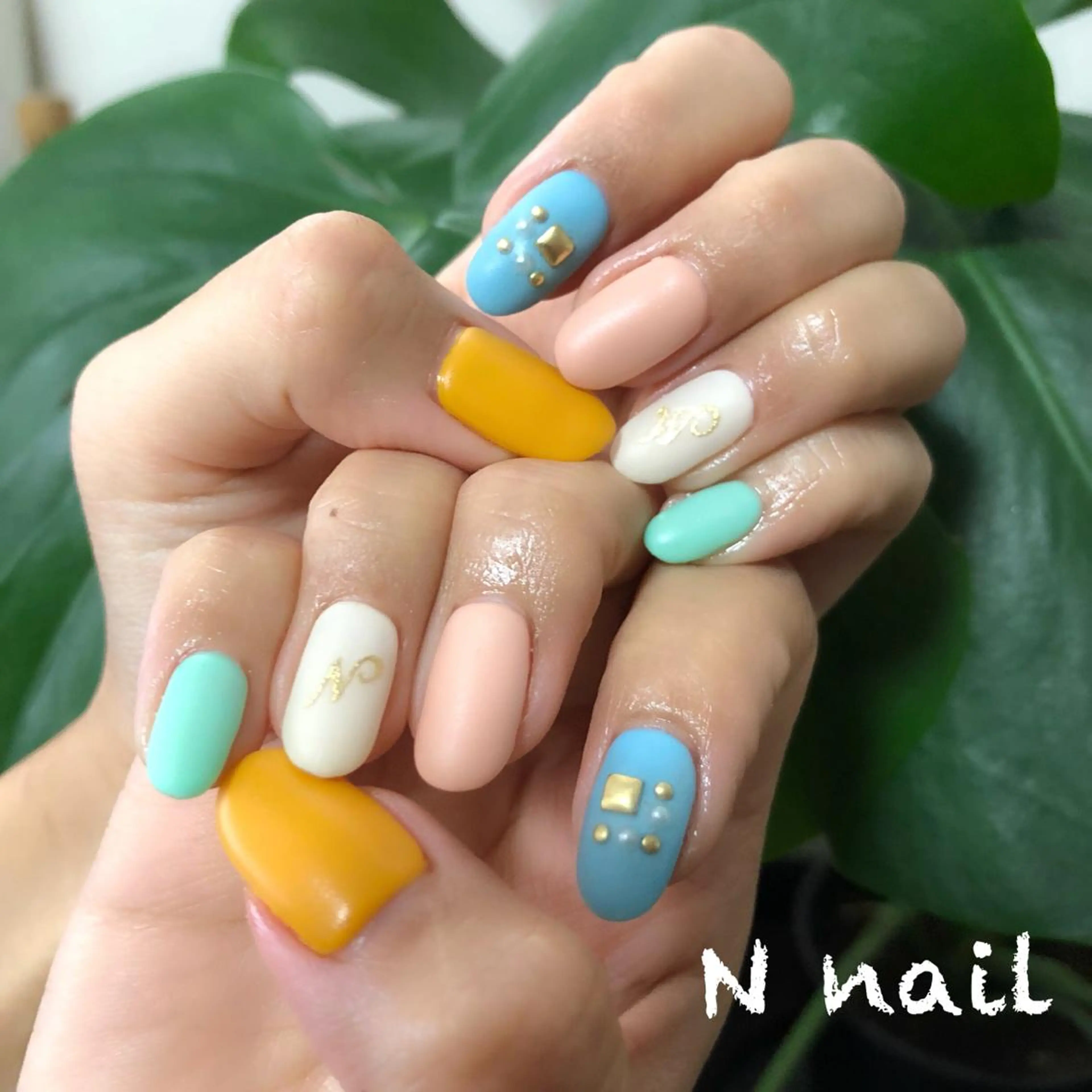 ネイル マットネイル 持ち込み N nailのネイルデザイン