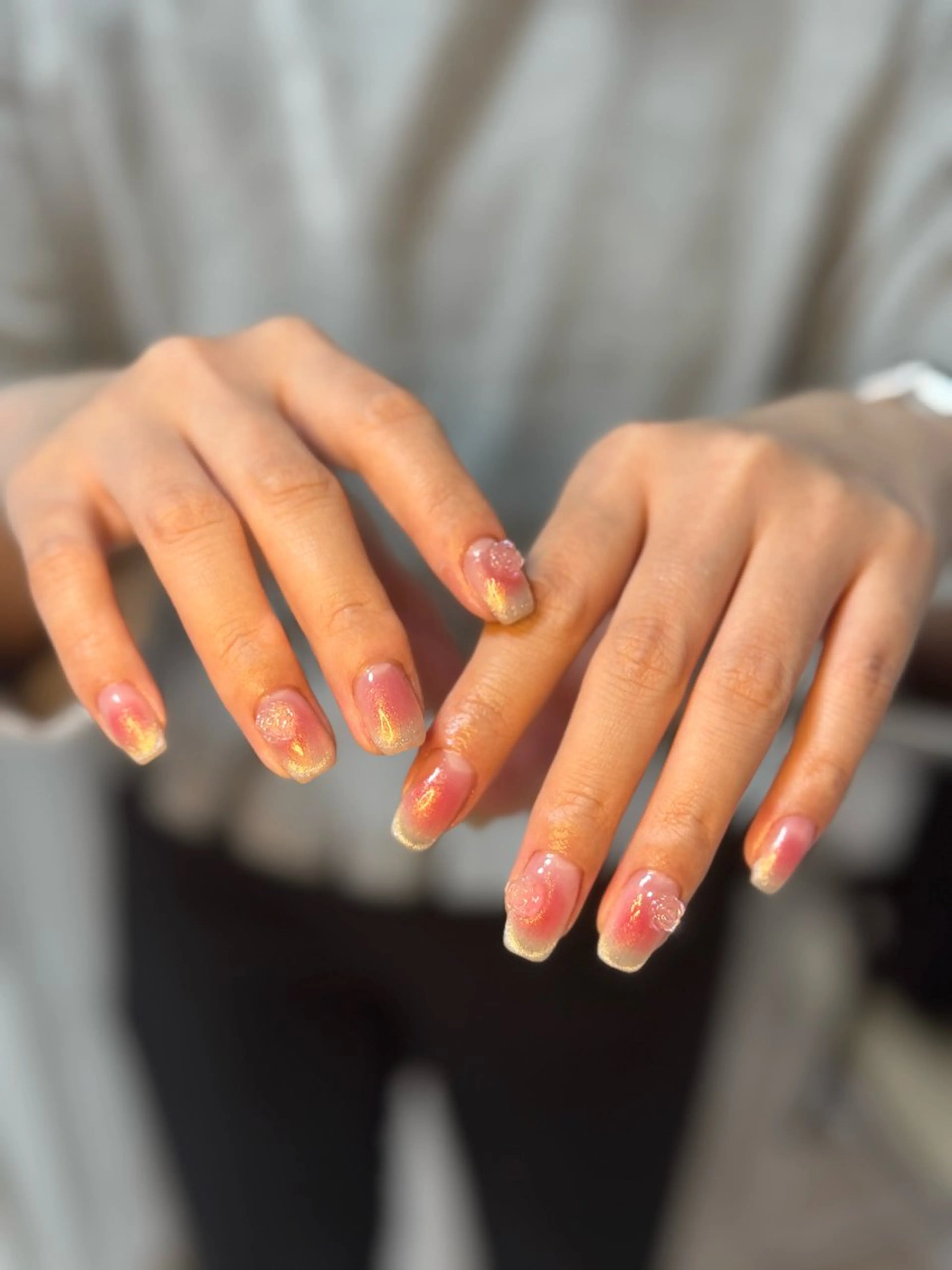ネイル アートネイル オーロラネイル チークネイル フレンチネイル ガラスフレンチ ハンドネイル 🎀🎀YooLi Nail Salonのネイルデザイン