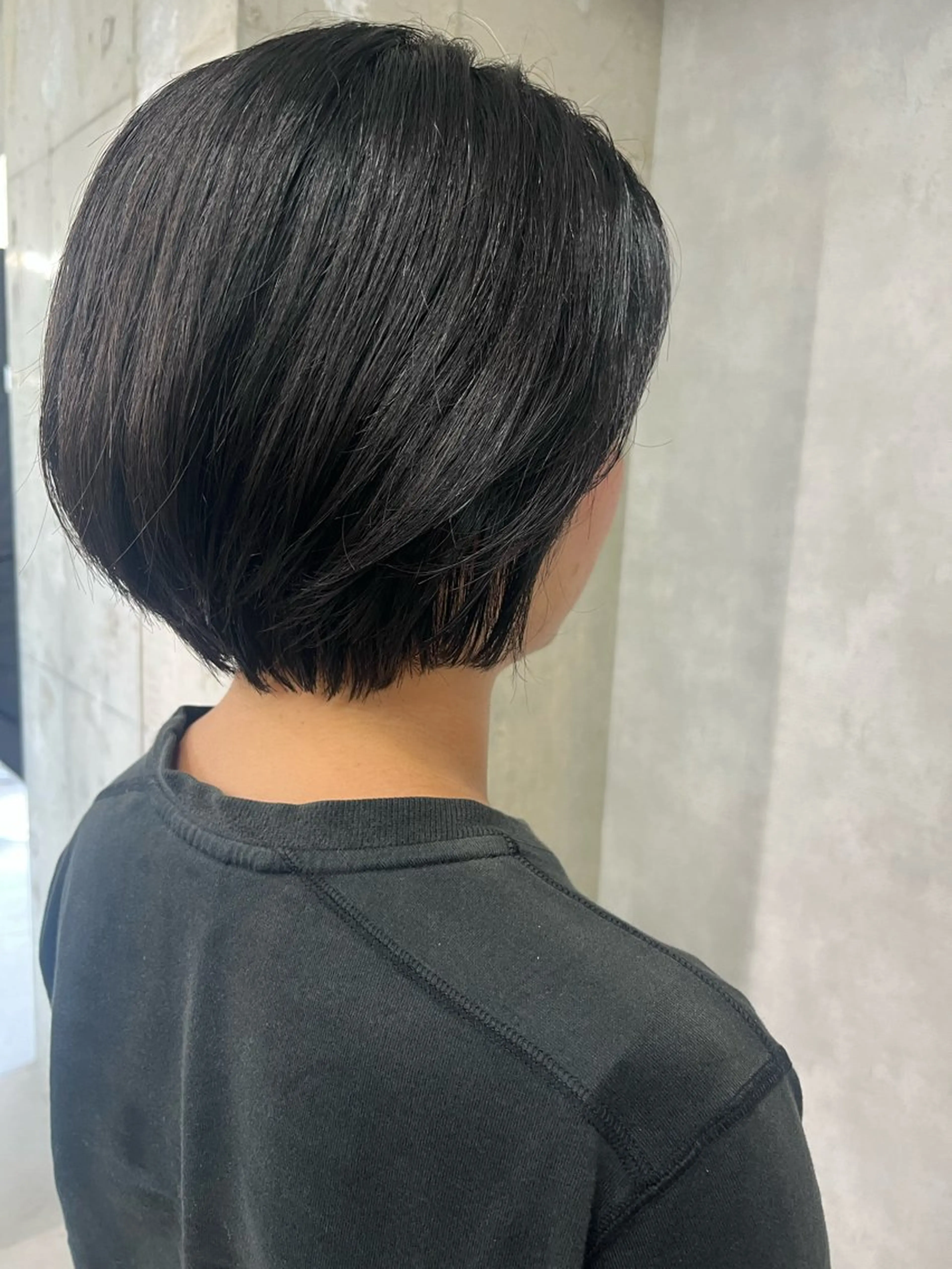 ショート anon Loemのヘアスタイル