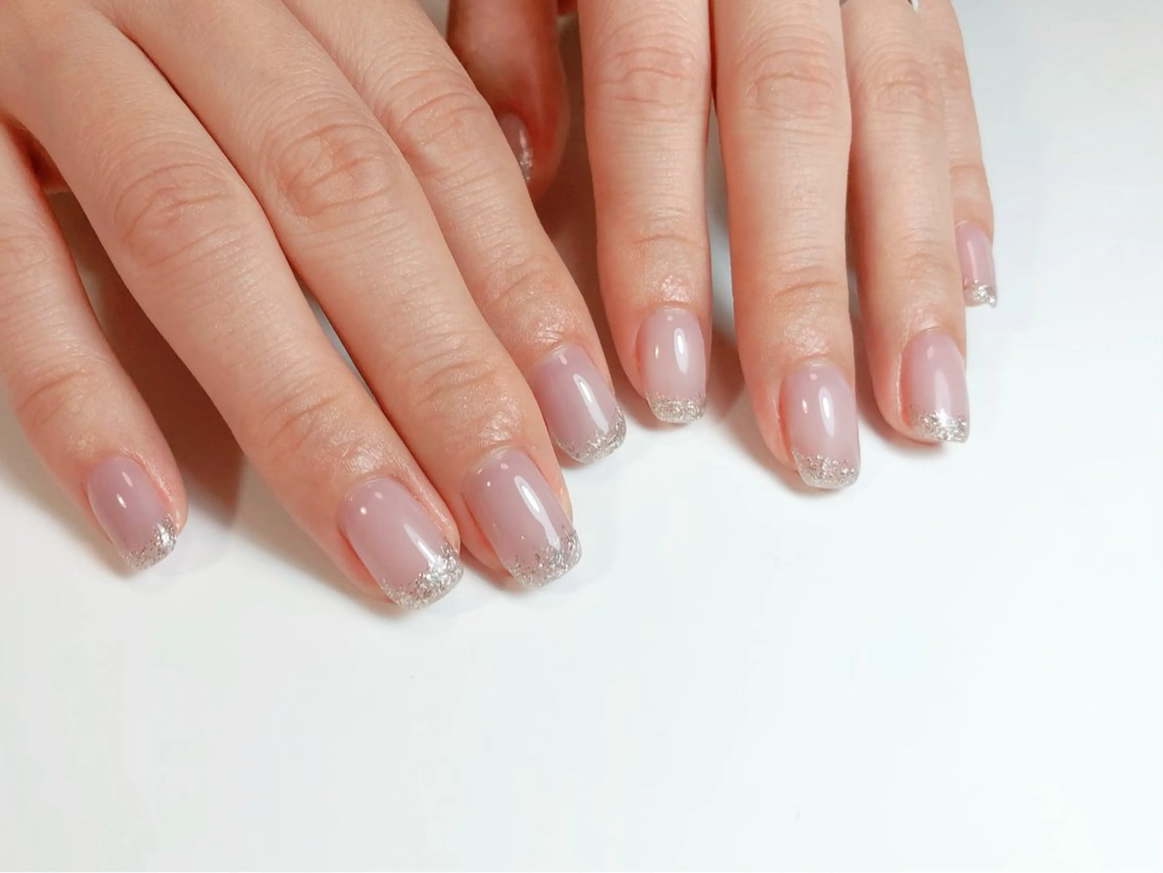 ネイル ラメ(グリッター) atelier in bloomのネイルデザイン