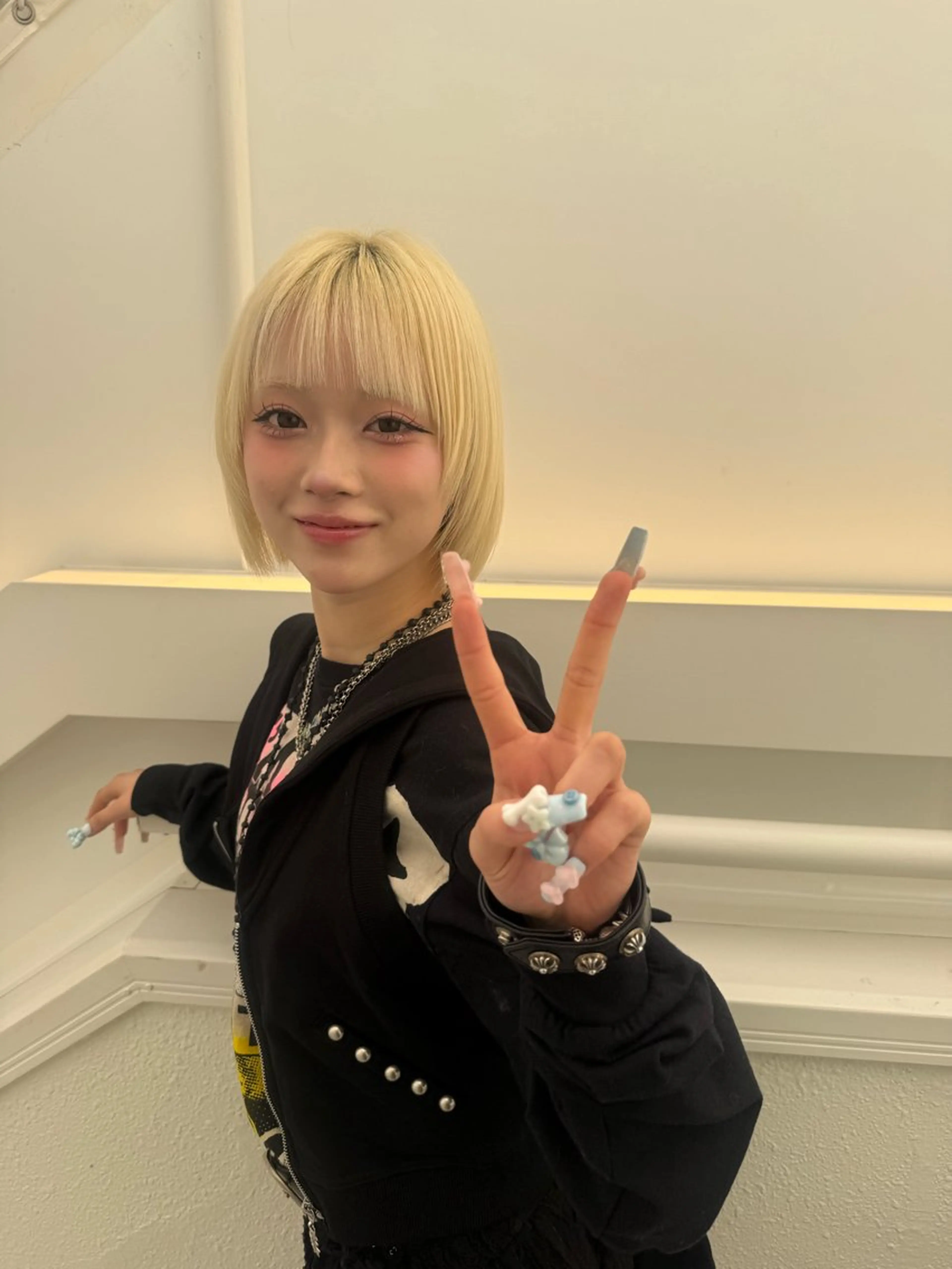 ショート カラー ブロンド 透明感カラー ハイトーンカラー ボブ カット ヘアカラー 💎透明感カラー特化 💎TAISEIのヘアスタイル