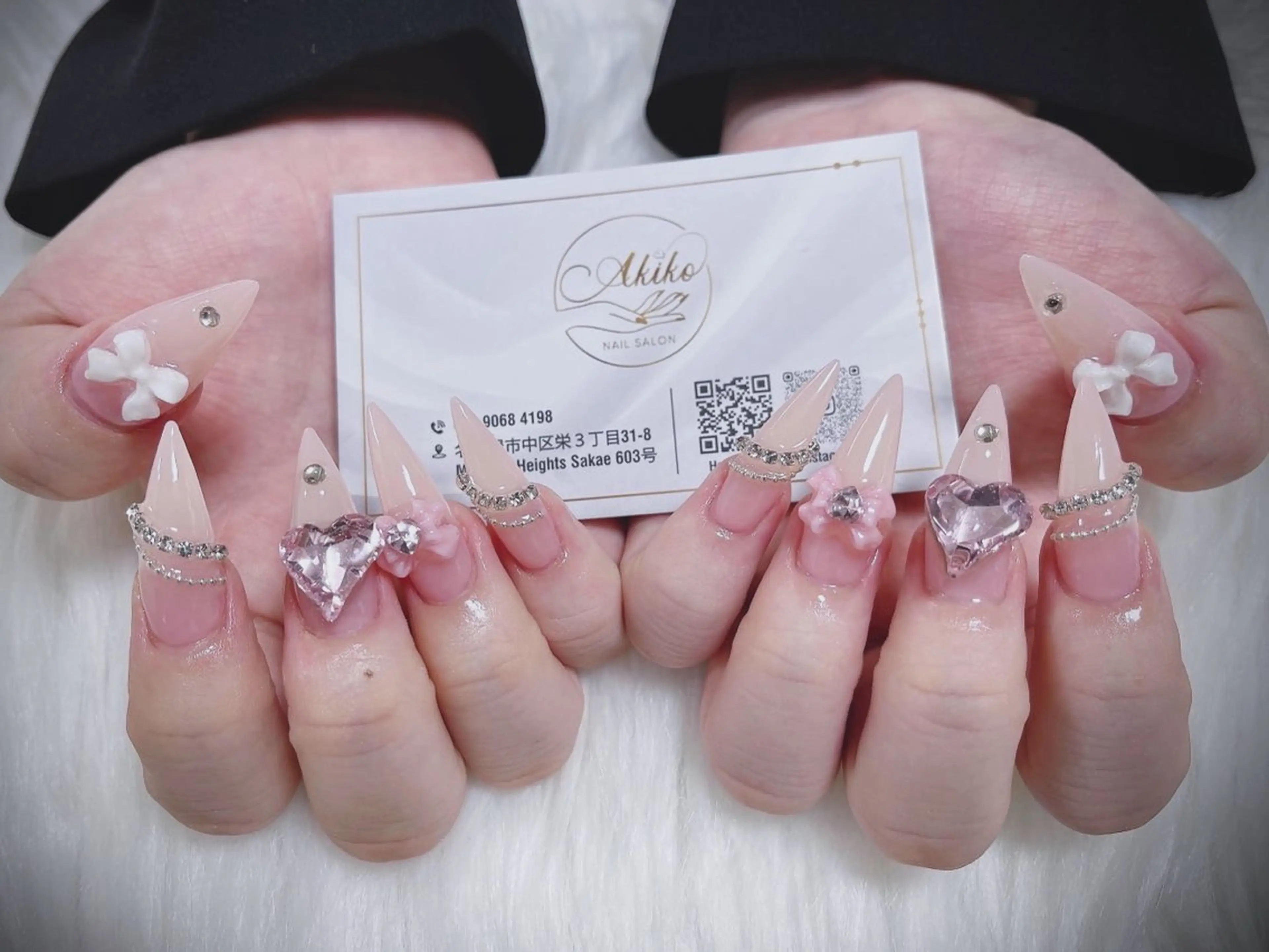 ネイル フットネイル ジェルネイル 韓国ネイル マグネットネイル 持ち込み ハンドネイル Akiko ネイルサロン所属・AKIKO ネイルサロンのネイルデザイン