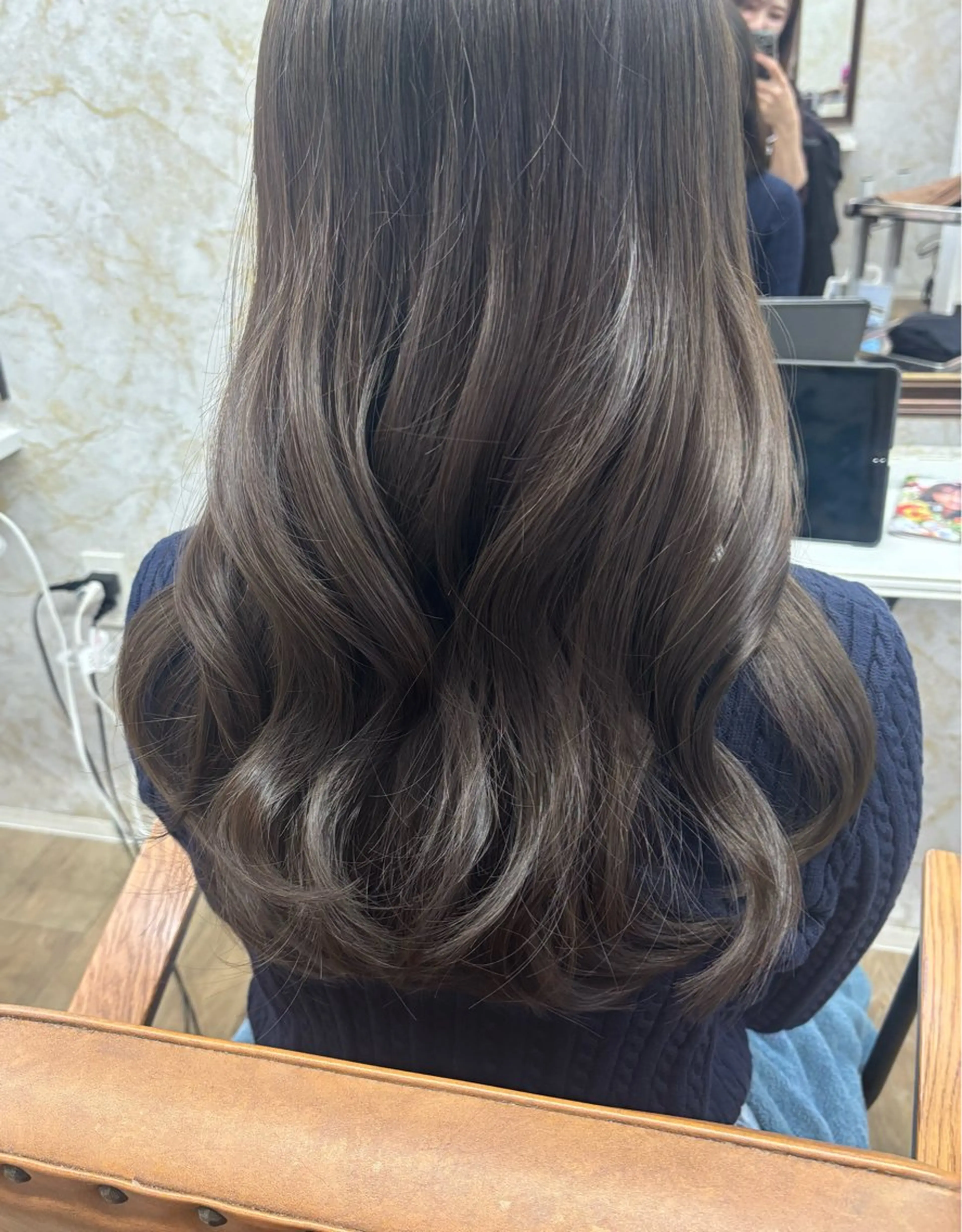 セミロング 梅田/レイヤー /韓国/KANAのヘアスタイル