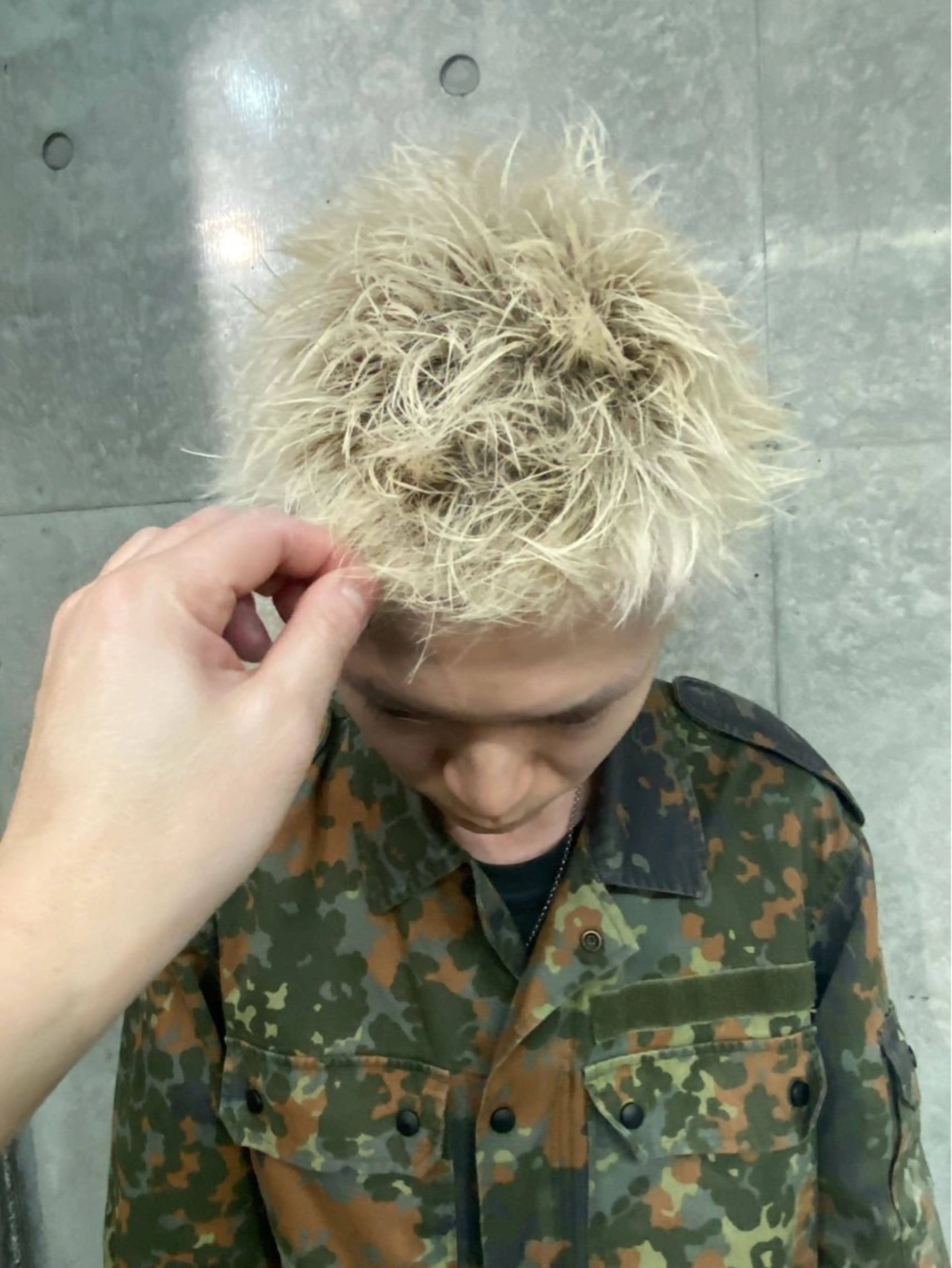 ショート カラー メンズ メンズブリーチ メンズハイトーン ブリーチ ハイトーンカラー リュウド/ハイトーン /ブリーチ/名古屋のヘアスタイル