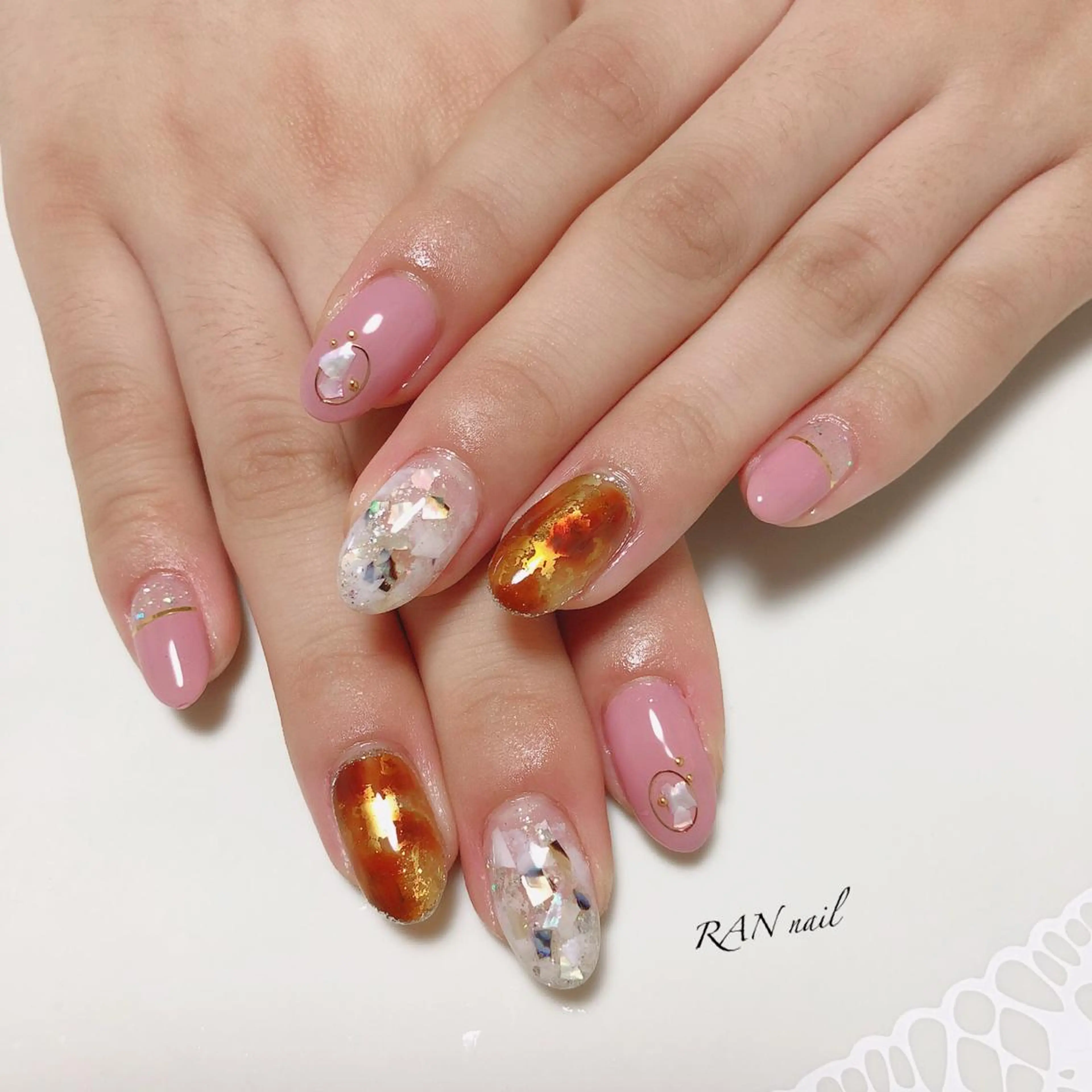 ネイル べっ甲ネイル キラキラネイル ピンク シルバー ハンドネイル フットネイル RAN nail 〜ランネイル〜所属・RAN nailのネイルデザイン