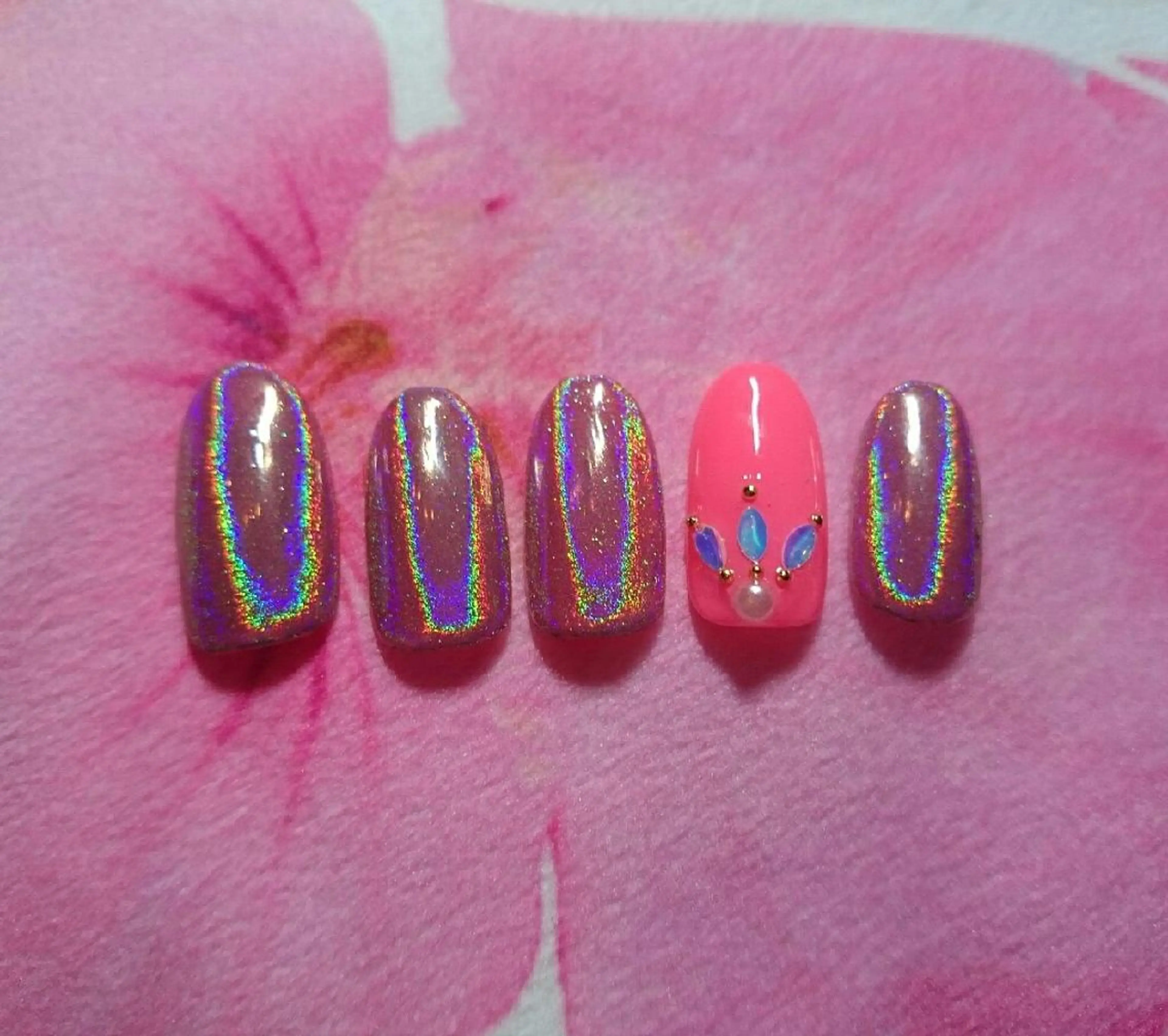 ネイル オーロラネイル キラキラネイル ミラーネイル JEWEL nailのネイルデザイン