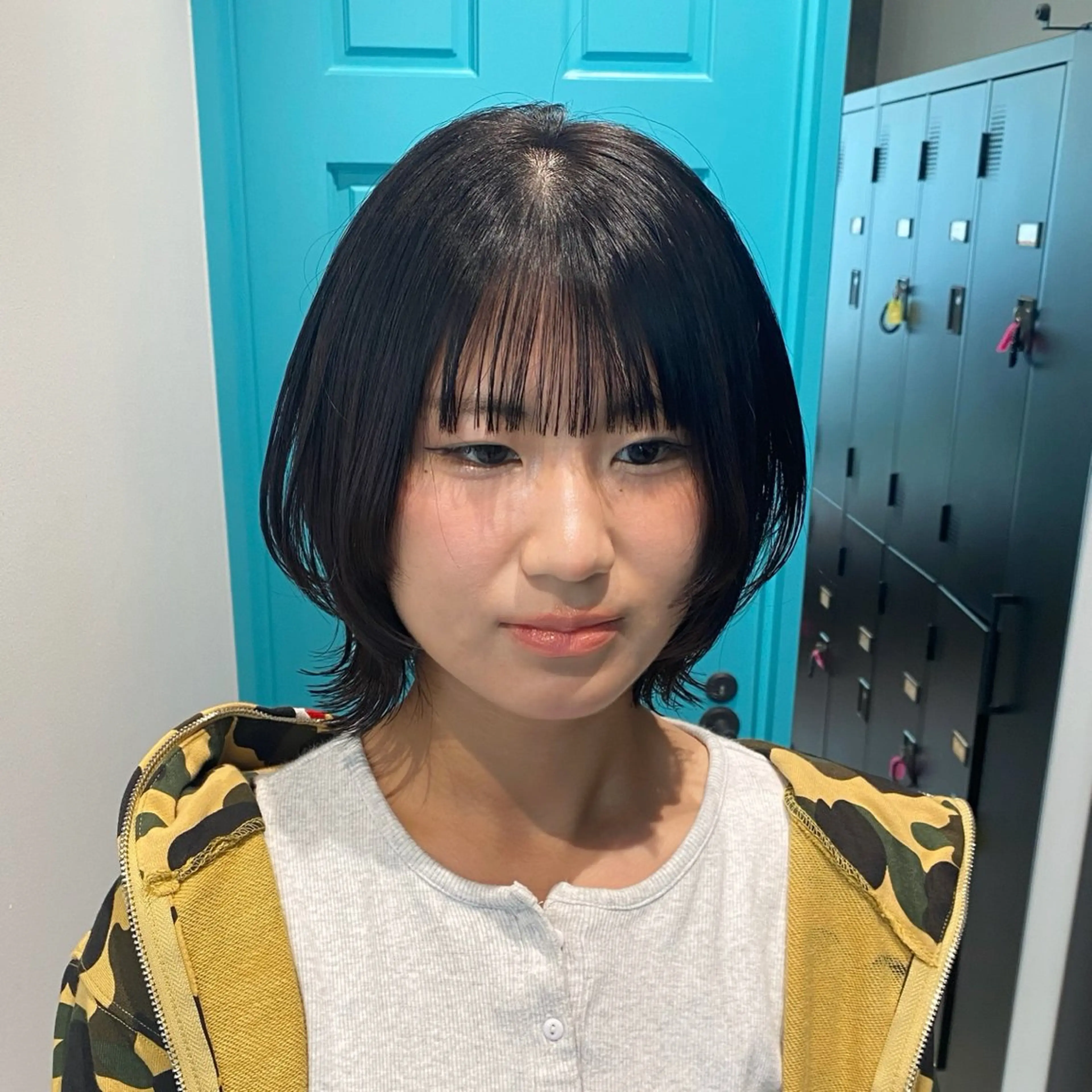 ミディアム カット 韓国ヘア AINA🐱のヘアスタイル