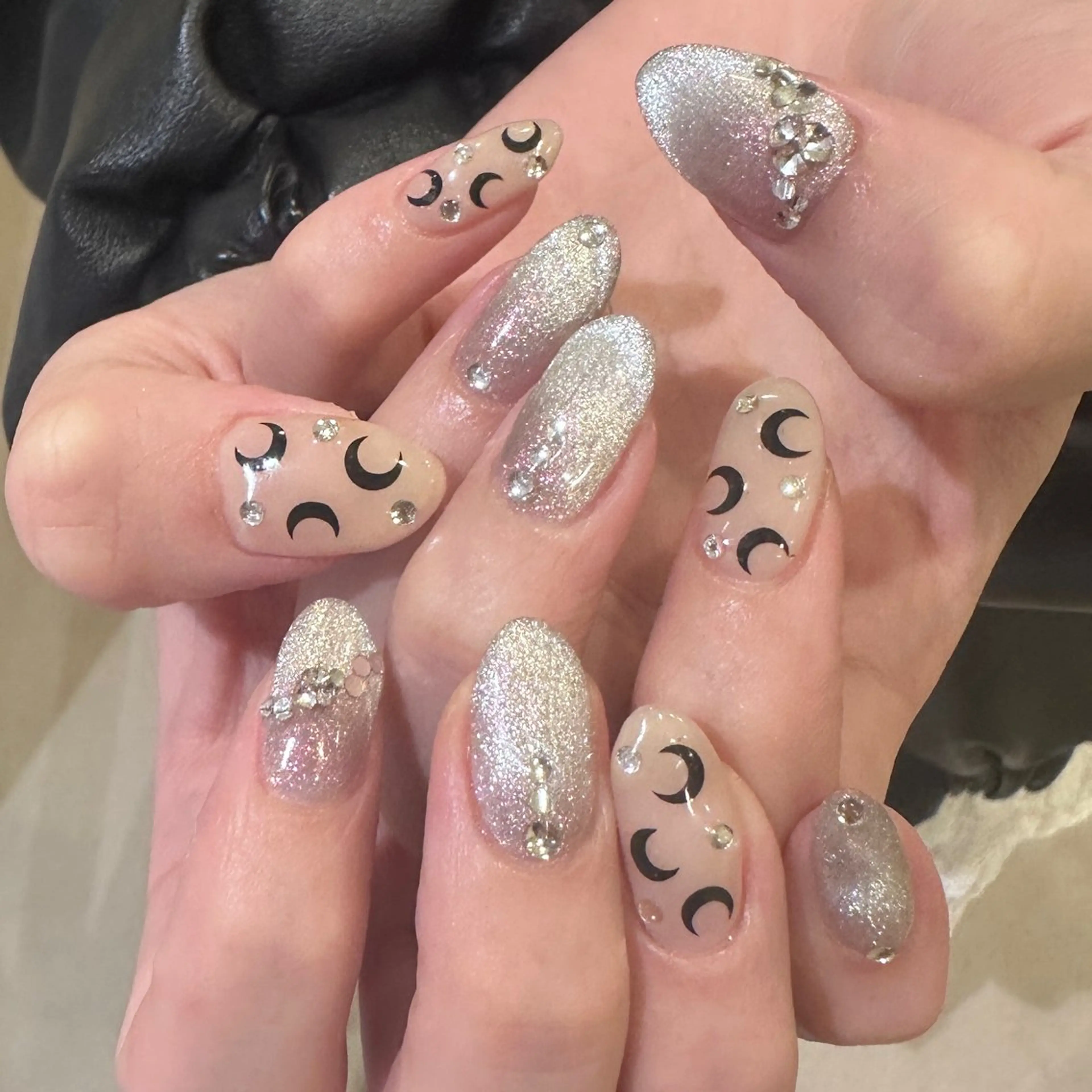 ネイル ハンドネイル 👽個性派ネイル🎀 komachiのヘアスタイル