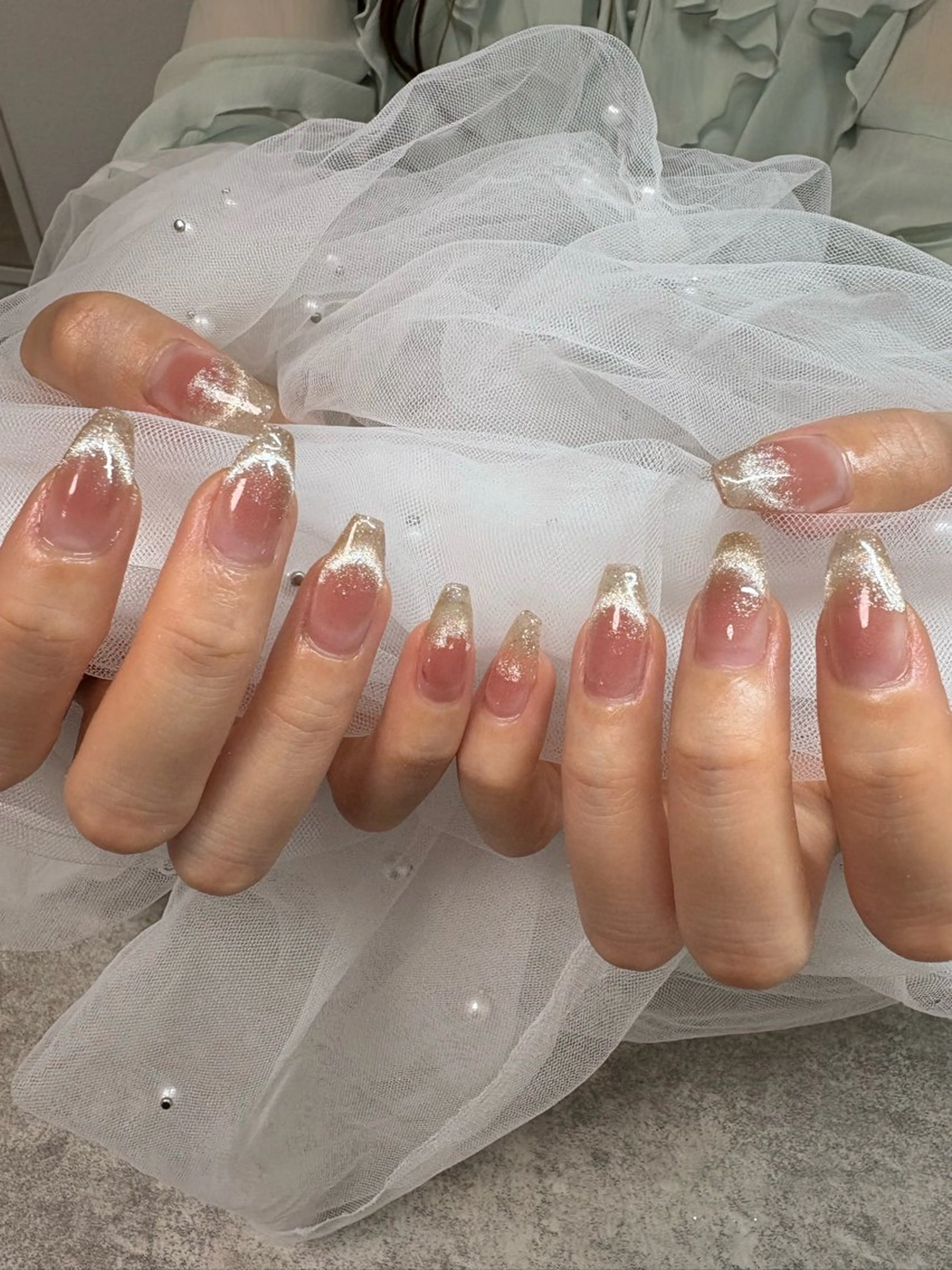 チークネイル×マグフレンチ♡口コミ投稿でオフ無料(ソフトジェルのみ)の写真