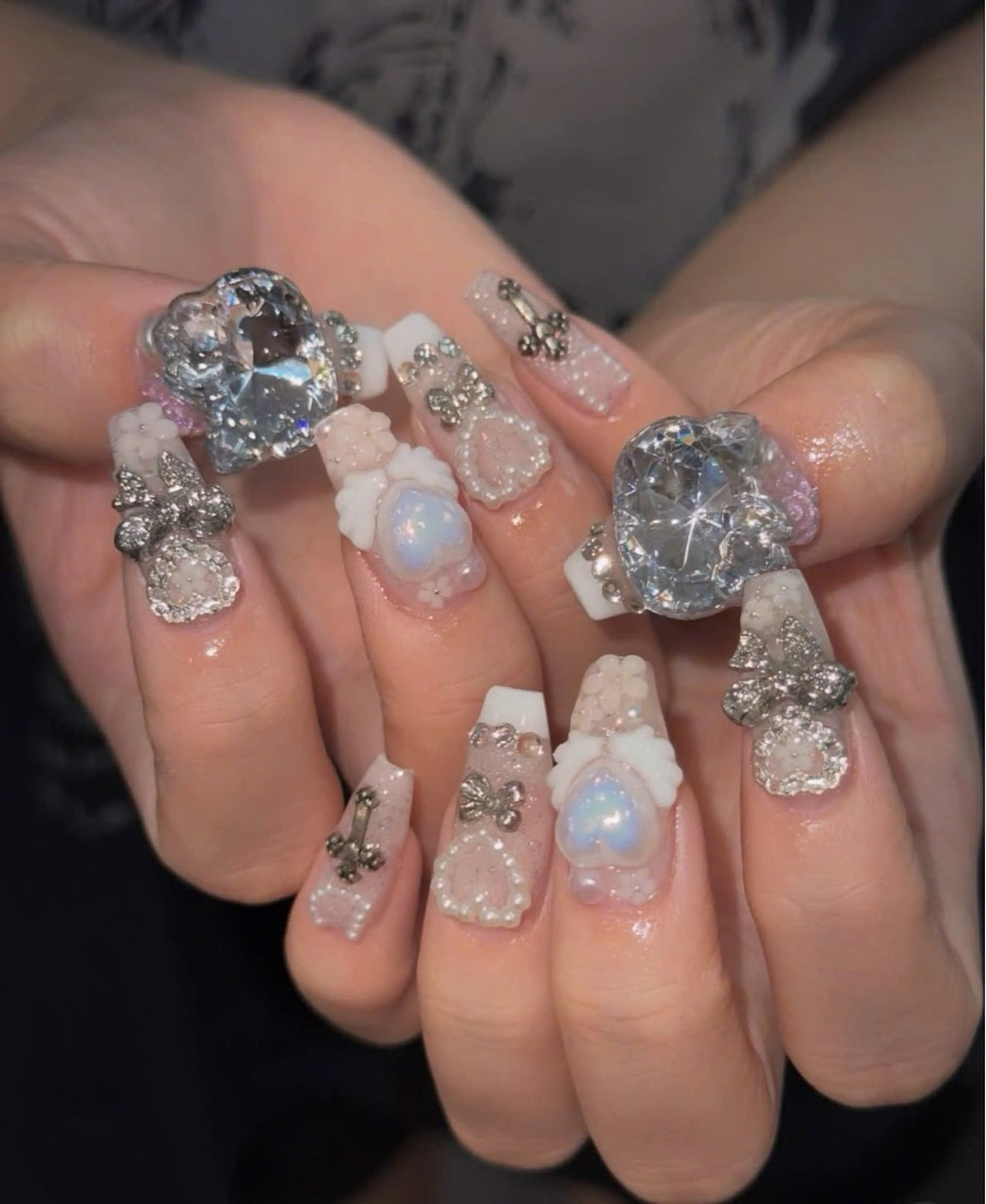 ネイル フラッシュネイル フレンチネイル グラデーション キラキラネイル 韓国ネイル Lina nail所属・Luna 池袋のネイルデザイン