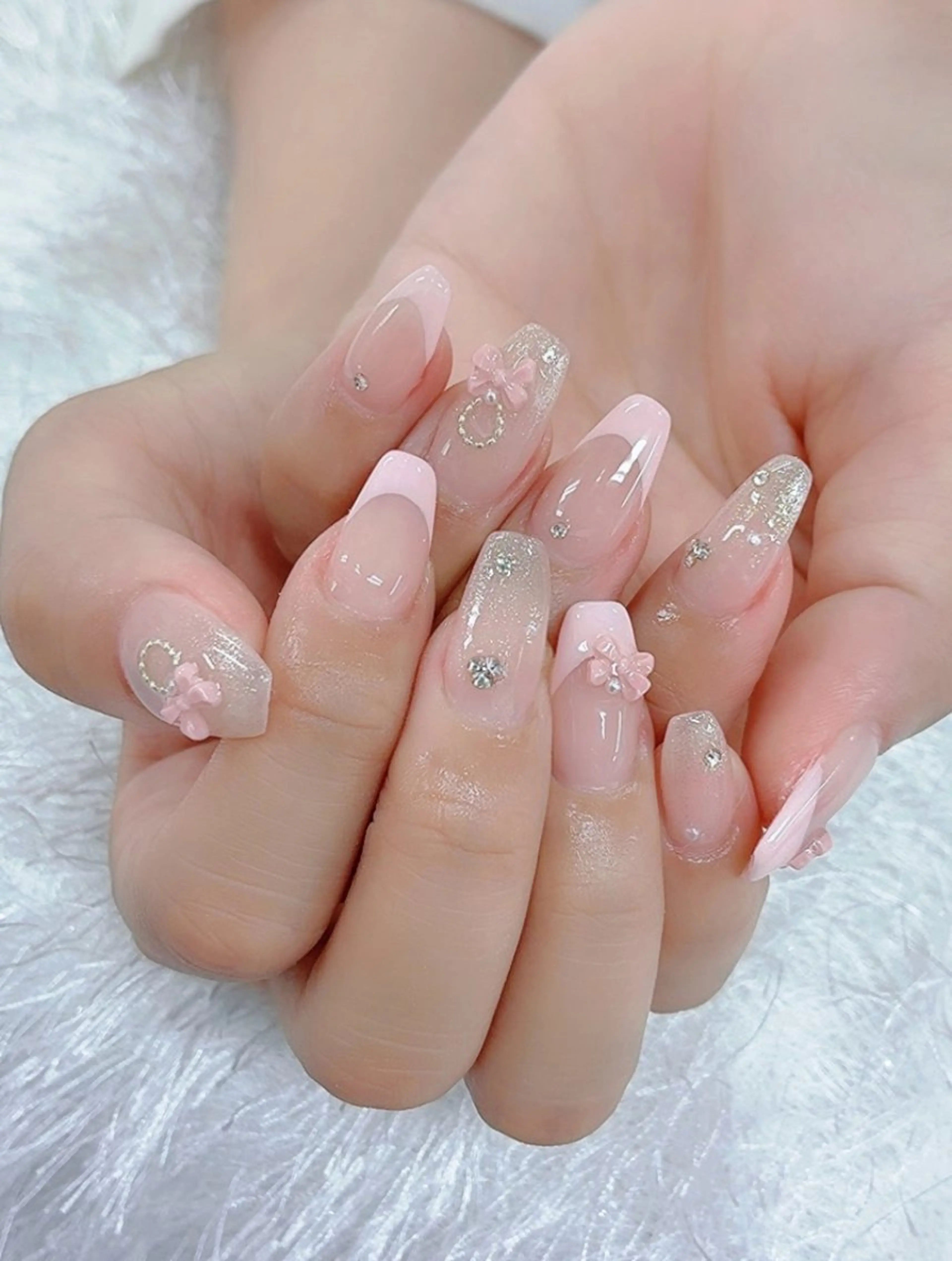 ネイル ハンドネイル 佐藤 依娜のネイルデザイン