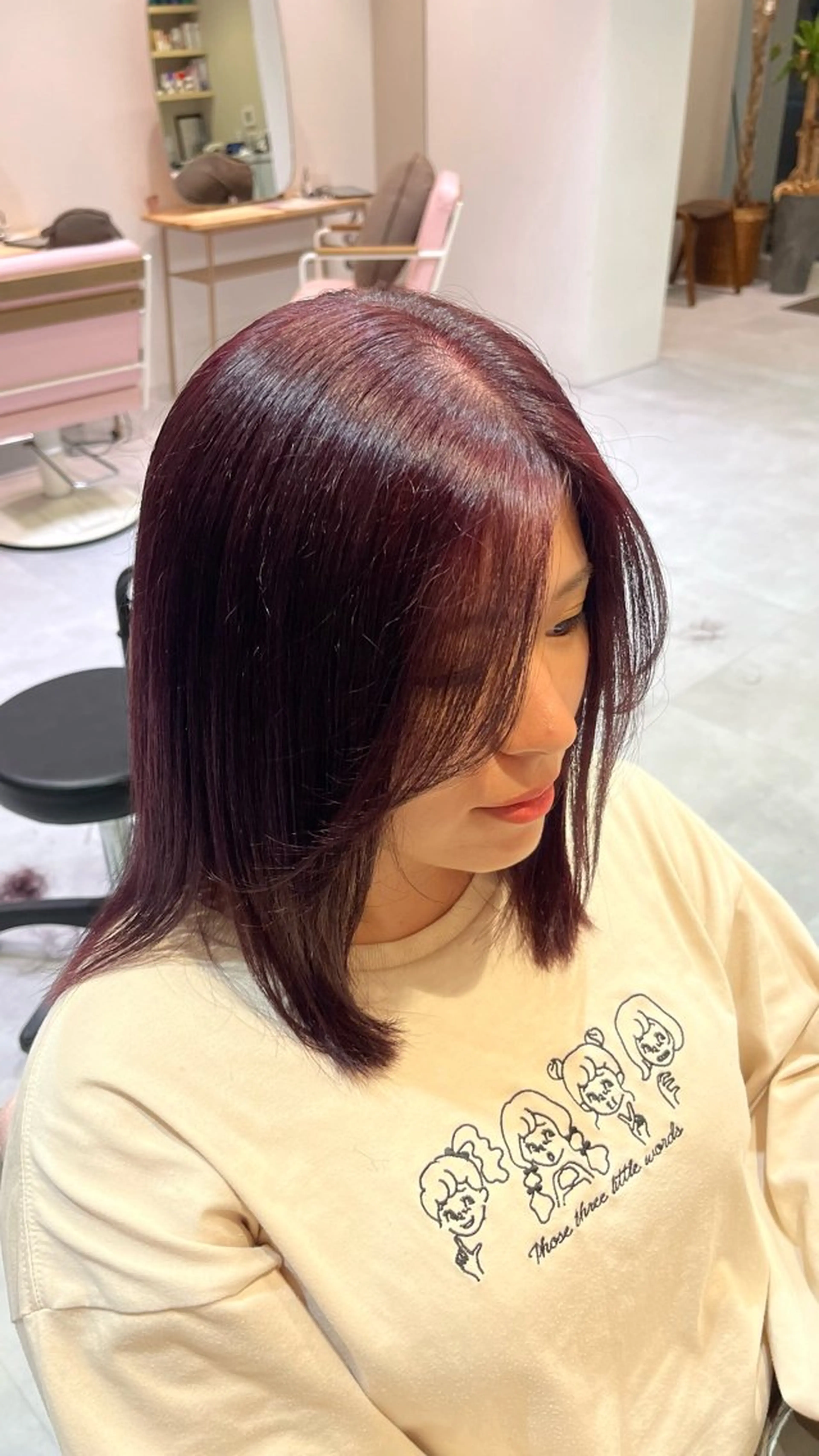 カラー Riku 艶カラーのヘアスタイル