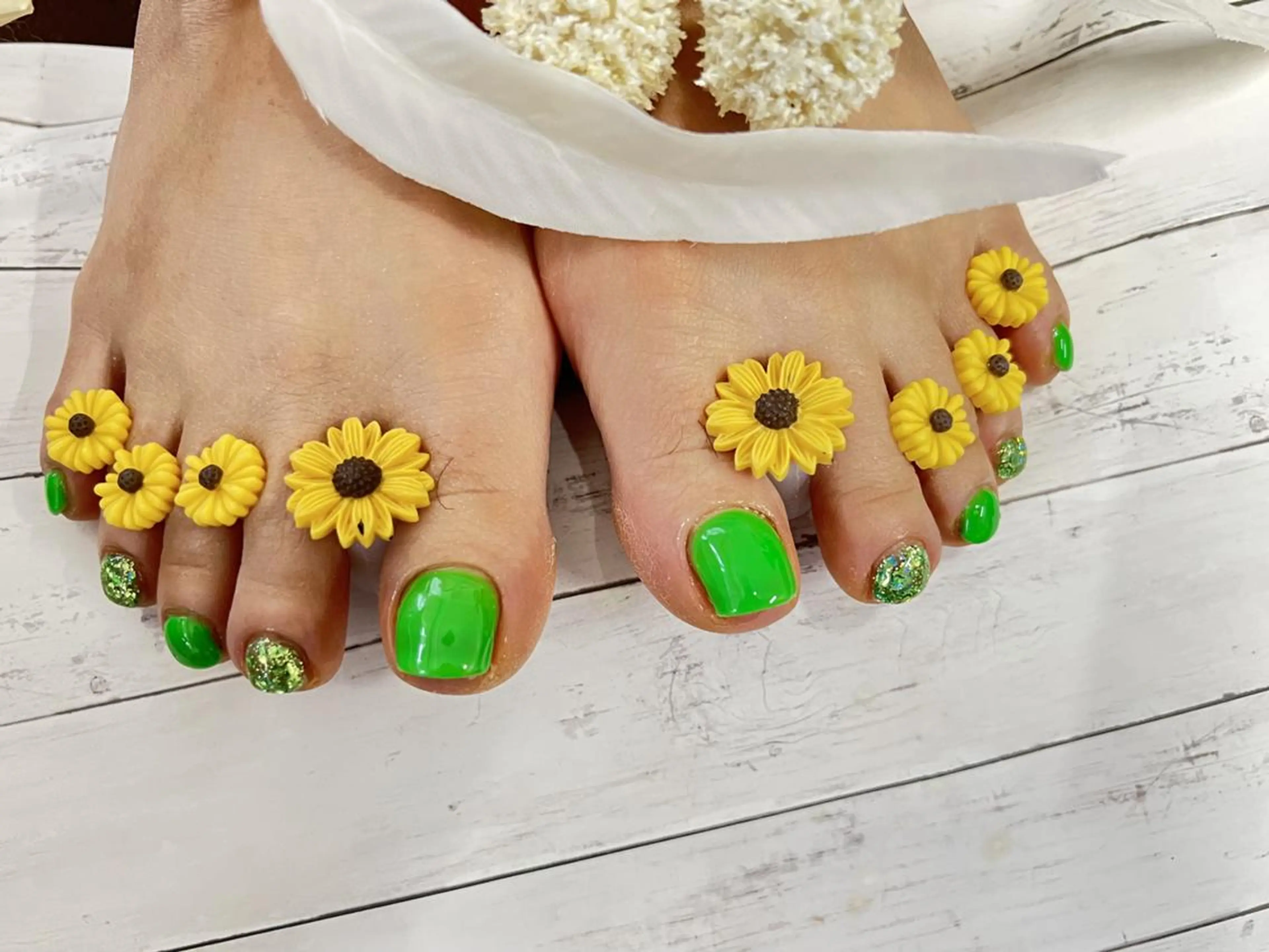 ネイル フットネイル ビューティーサロン ヘゼリヒのネイルデザイン