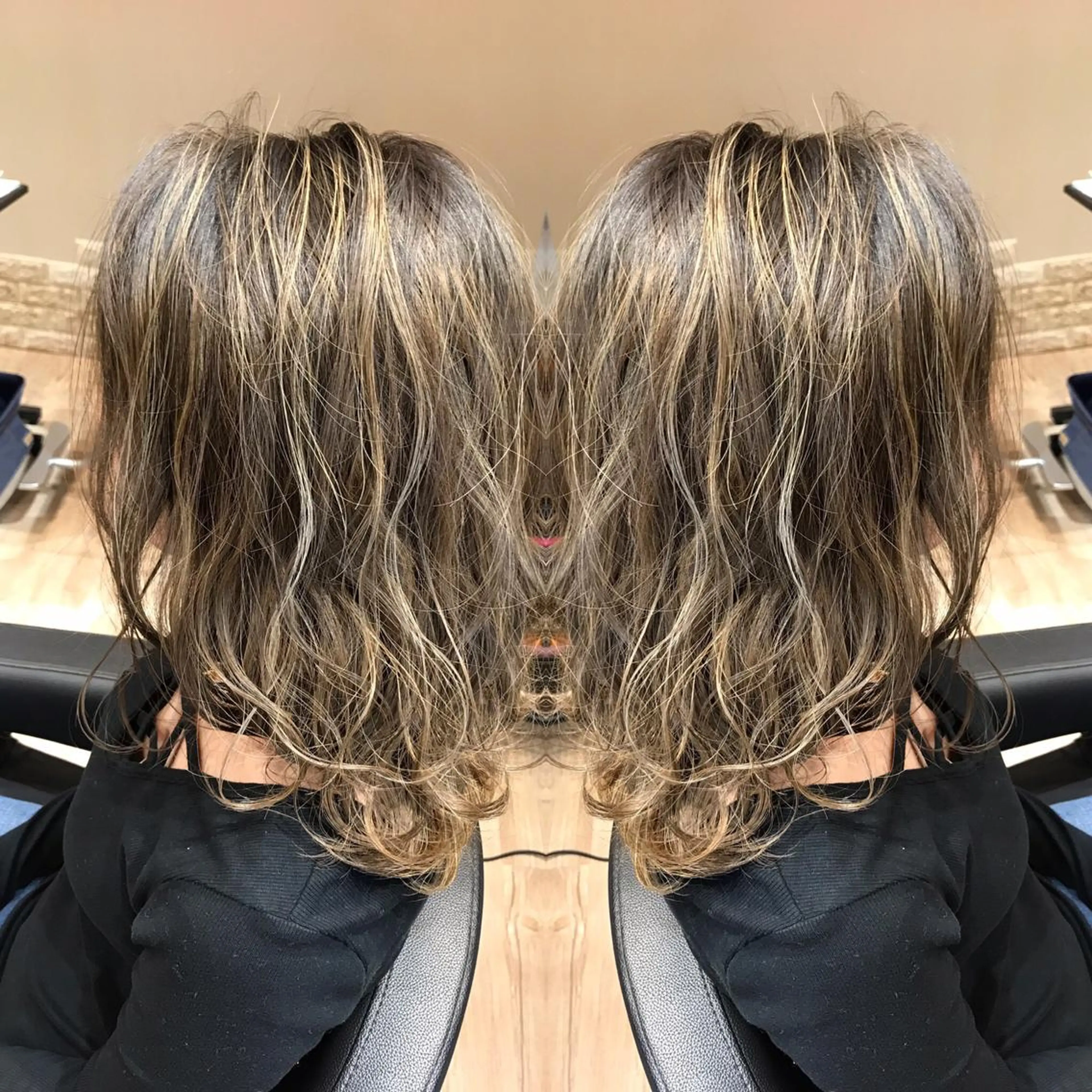 《10代限定》ダブルカラー(ブリーチ使用)の写真