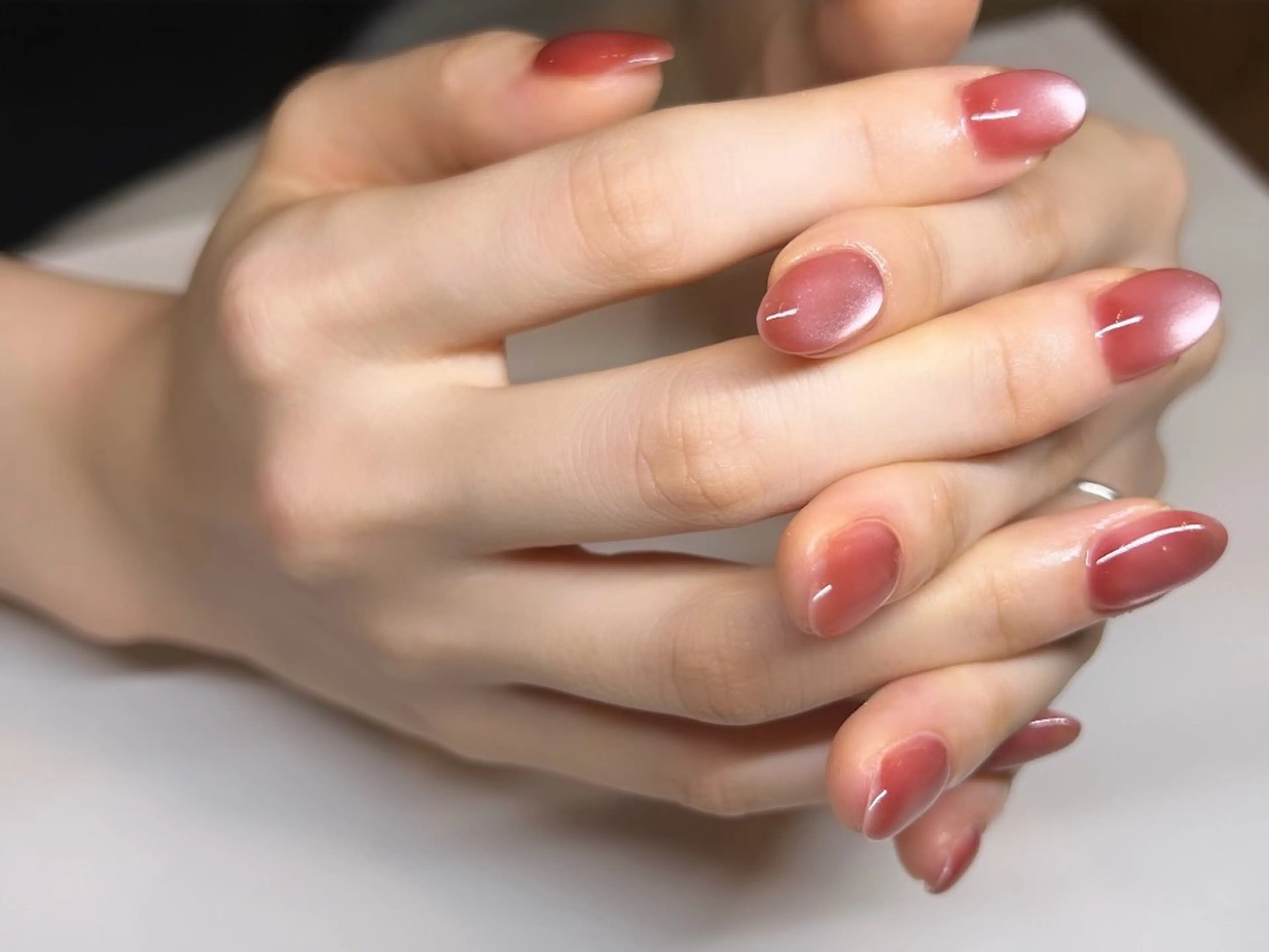 ネイル マグネットネイル マグネットワンカラー オフィスネイル ワンカラーネイル シンプルネイル ハンドネイル mark by 7 LOOKS yukaのネイルデザイン