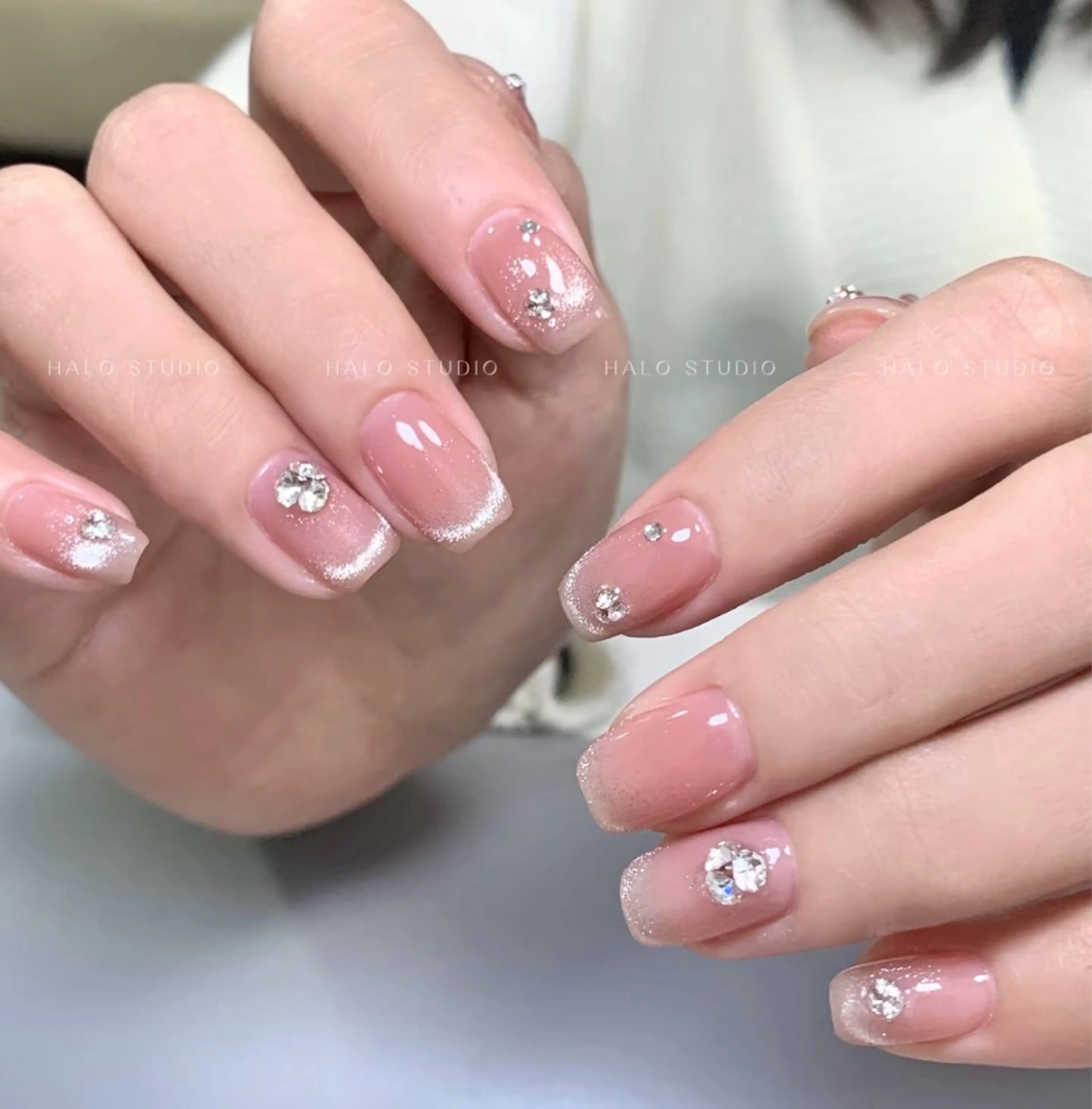 ネイル チークネイル 成人式 フレンチネイル グラデーション 氷ネイル・うるうるネイル ハンドネイル DUO MI所属・キ キnailのネイルデザイン