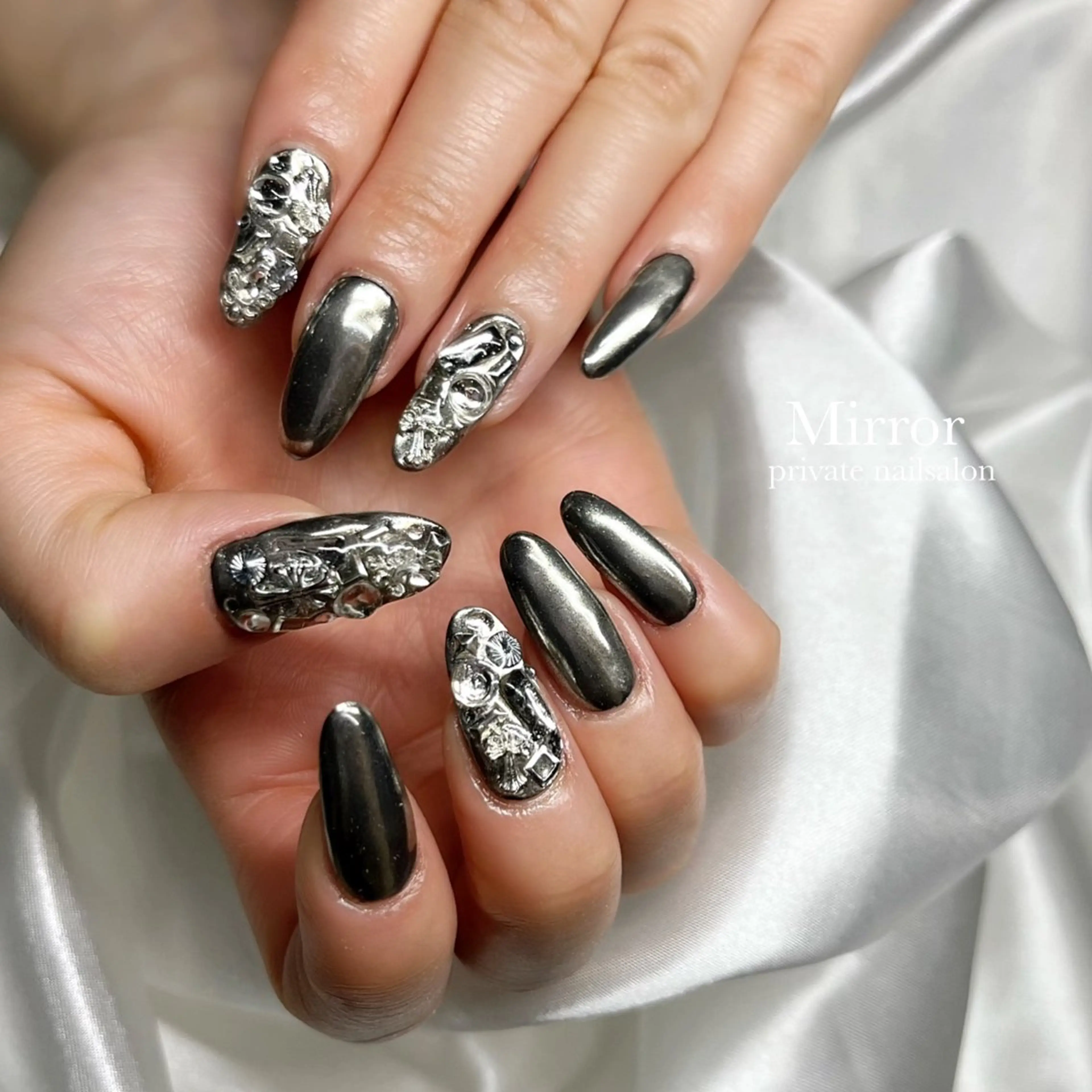 ネイル ハンドネイル nailsalon Mirrorのネイルデザイン