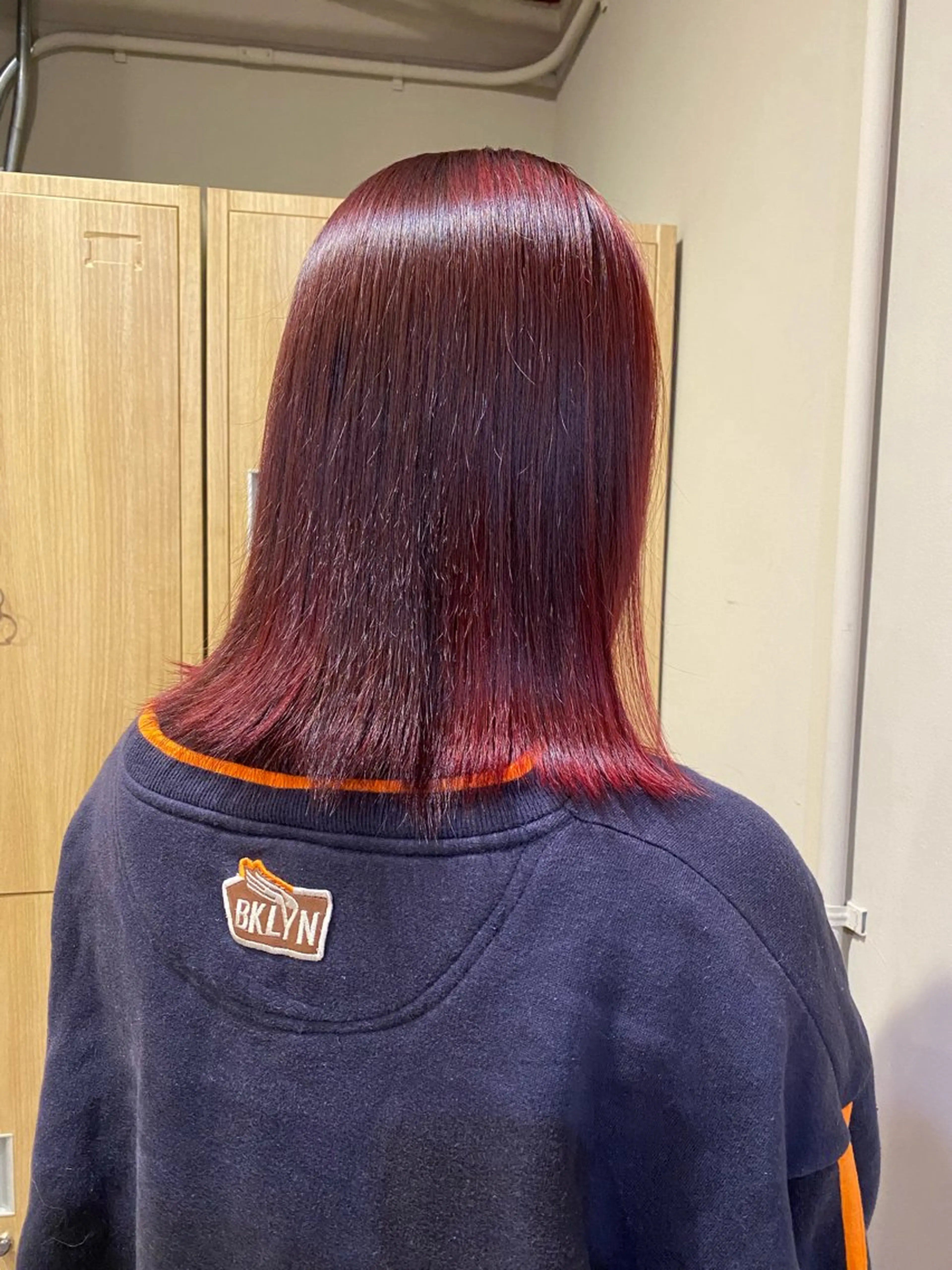 ミディアム カラー レッドカラー 透明感×レイヤーカッ ト🌼kiraraのヘアスタイル