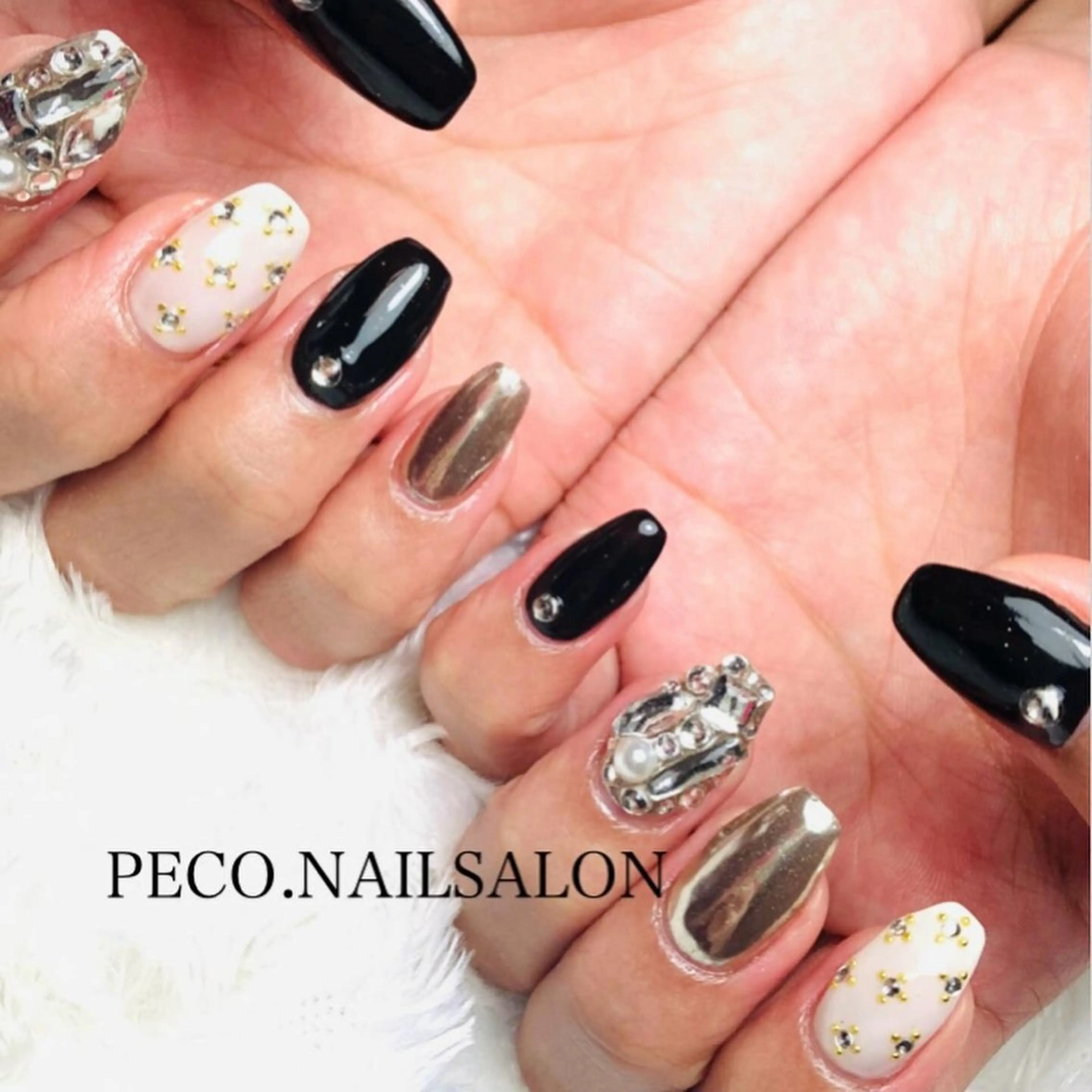 ネイル PECO. NAILSALONのネイルデザイン