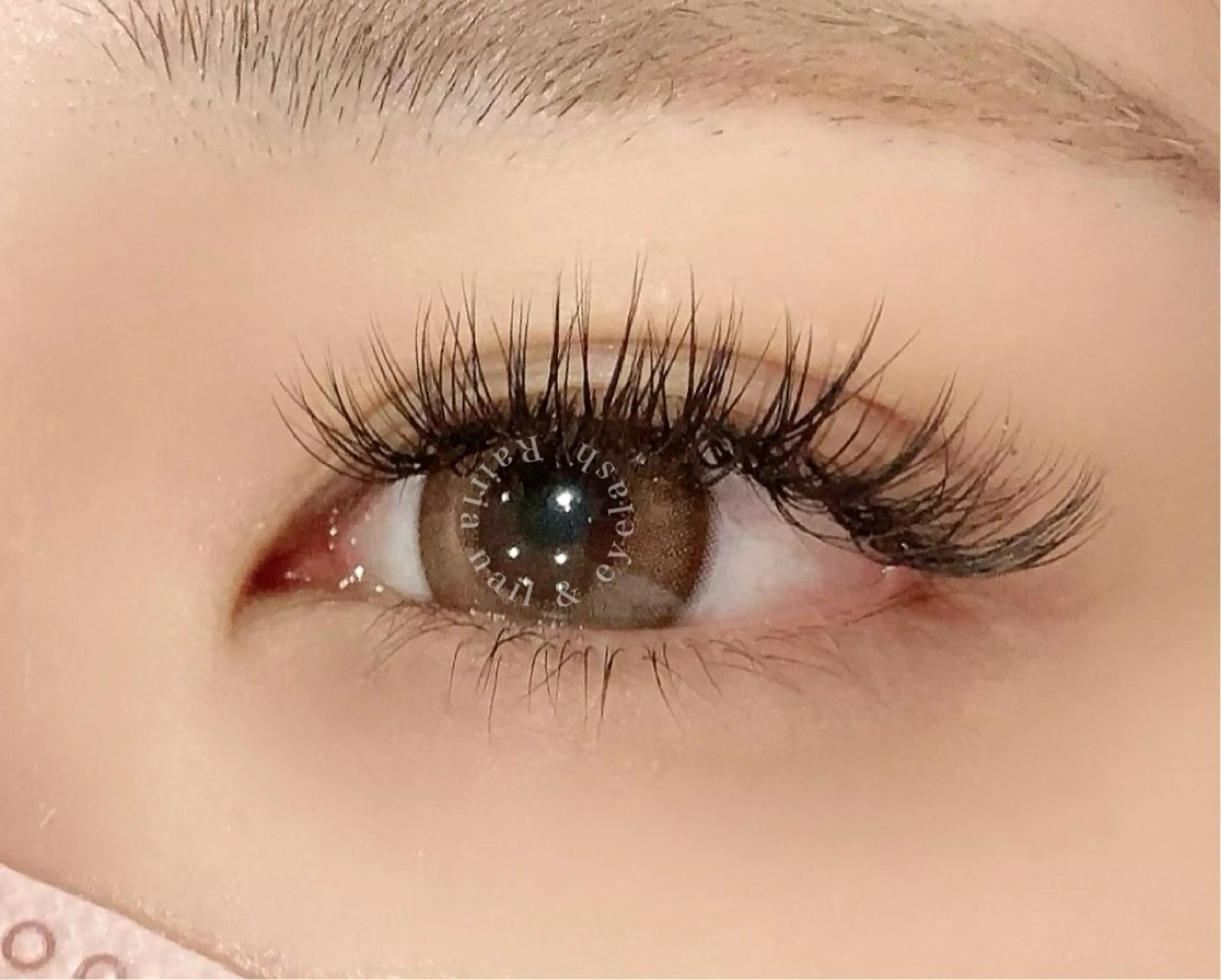 マツエク・マツパ フラットラッシュ Rairia nail&eyelash所属・Rairia CHIKAのマツエク・マツパデザイン